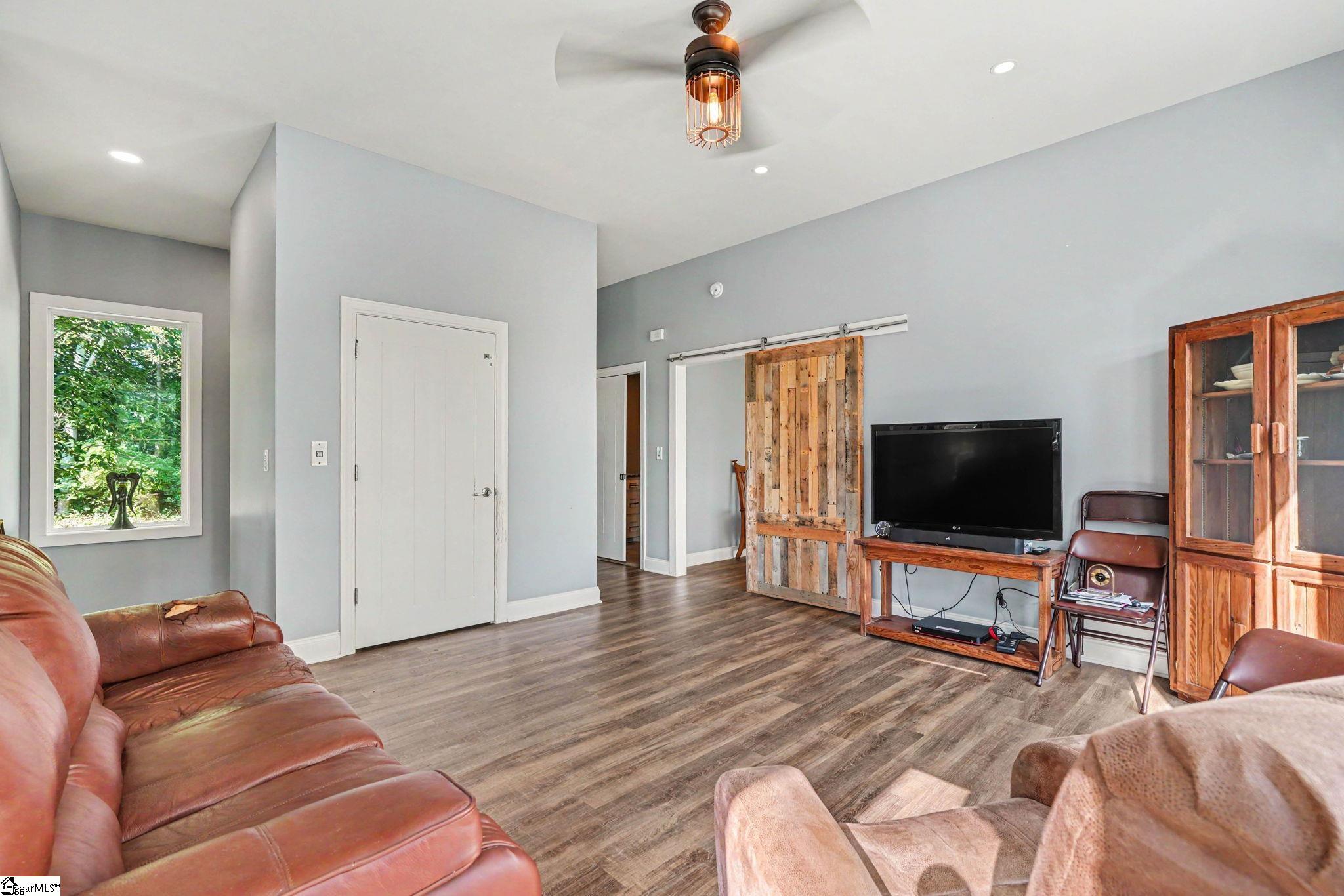 364 Buck Creek Road Chesnee, SC 29323