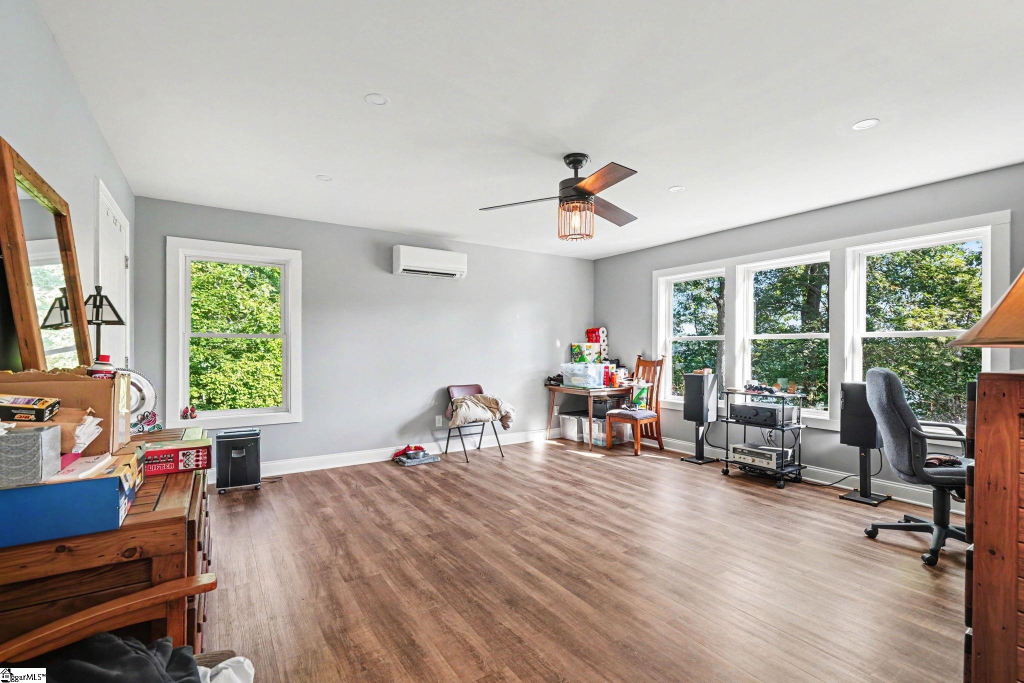 364 Buck Creek Road Chesnee, SC 29323