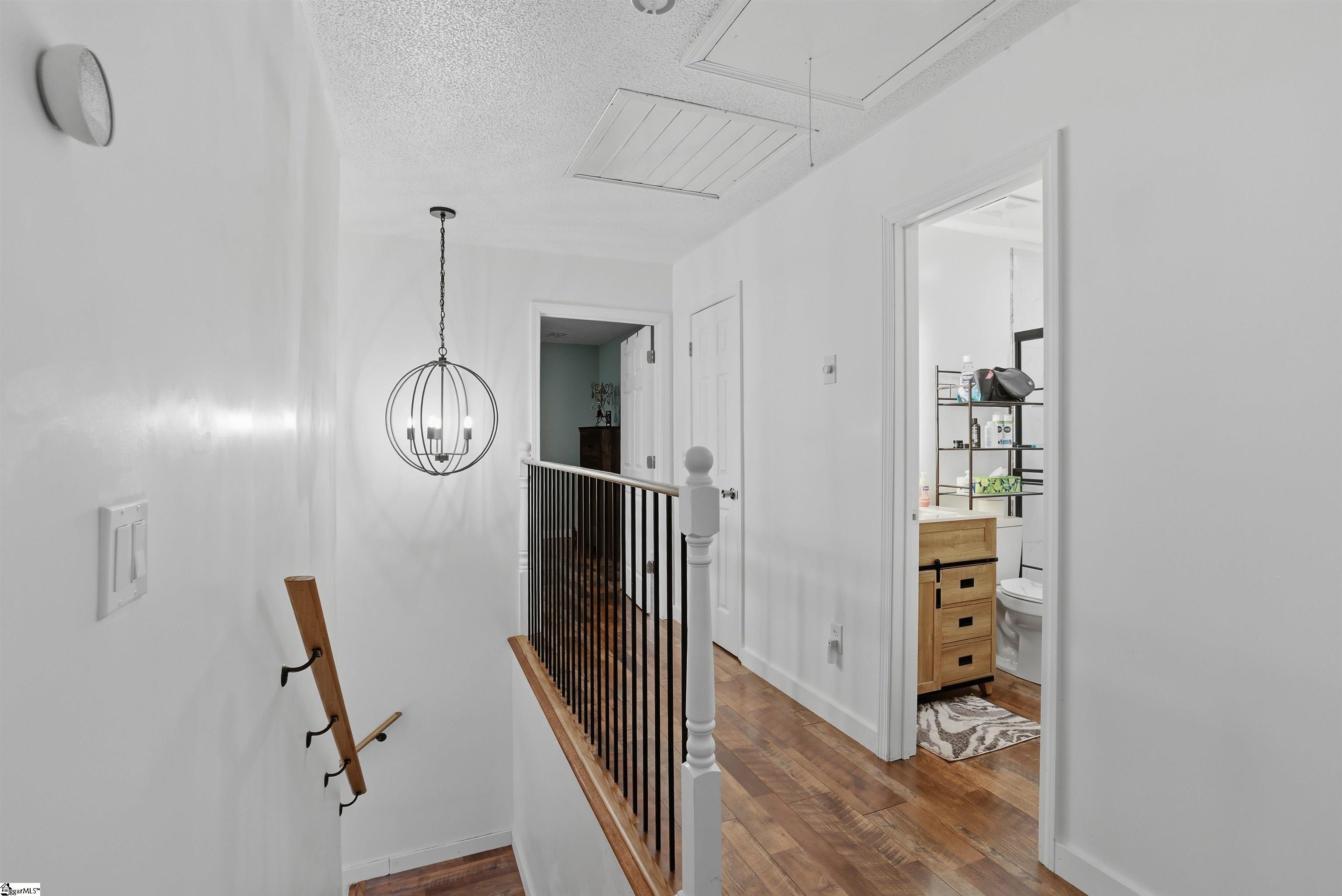 127 Robinwood Lane Pelzer, SC 29669