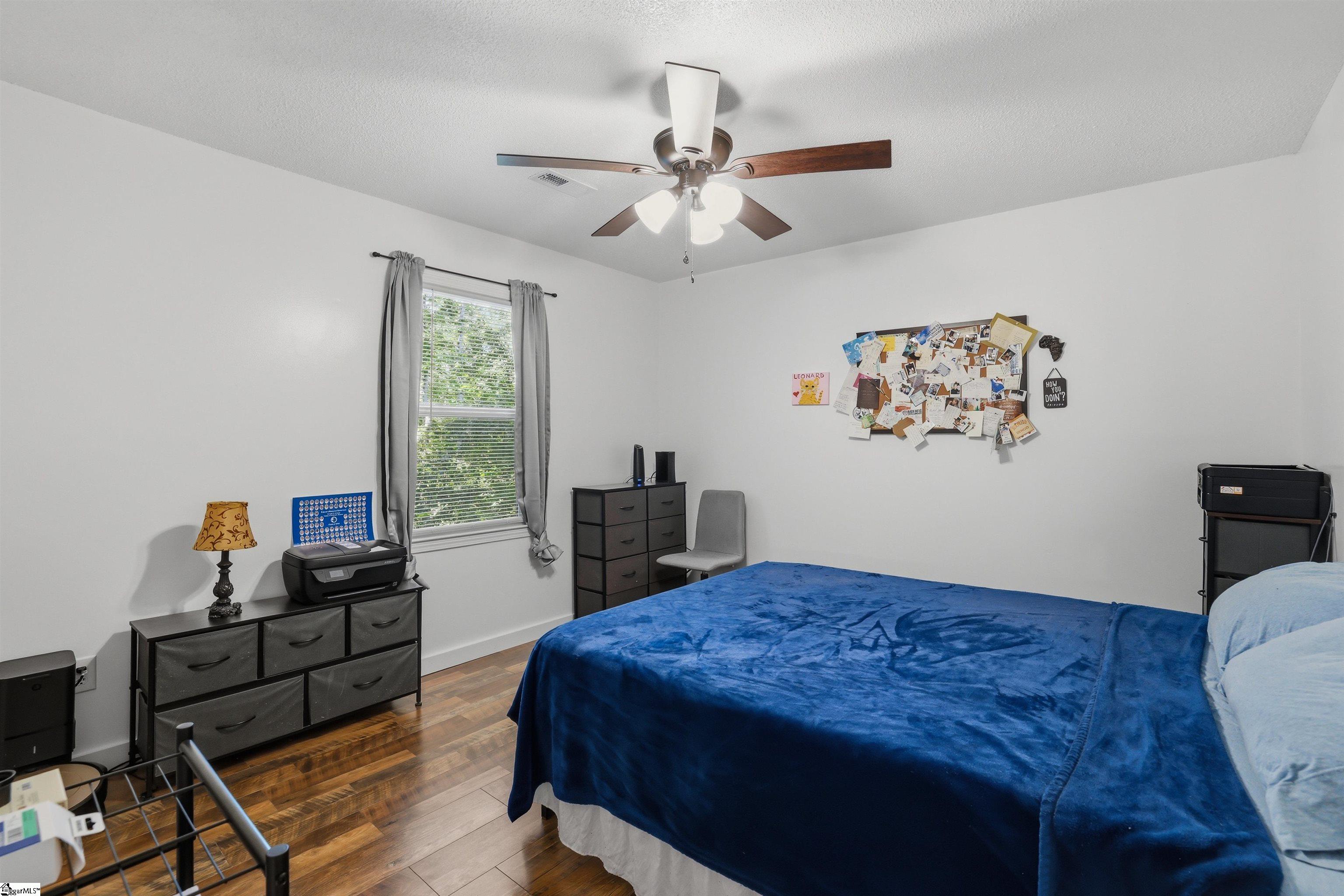 127 Robinwood Lane Pelzer, SC 29669