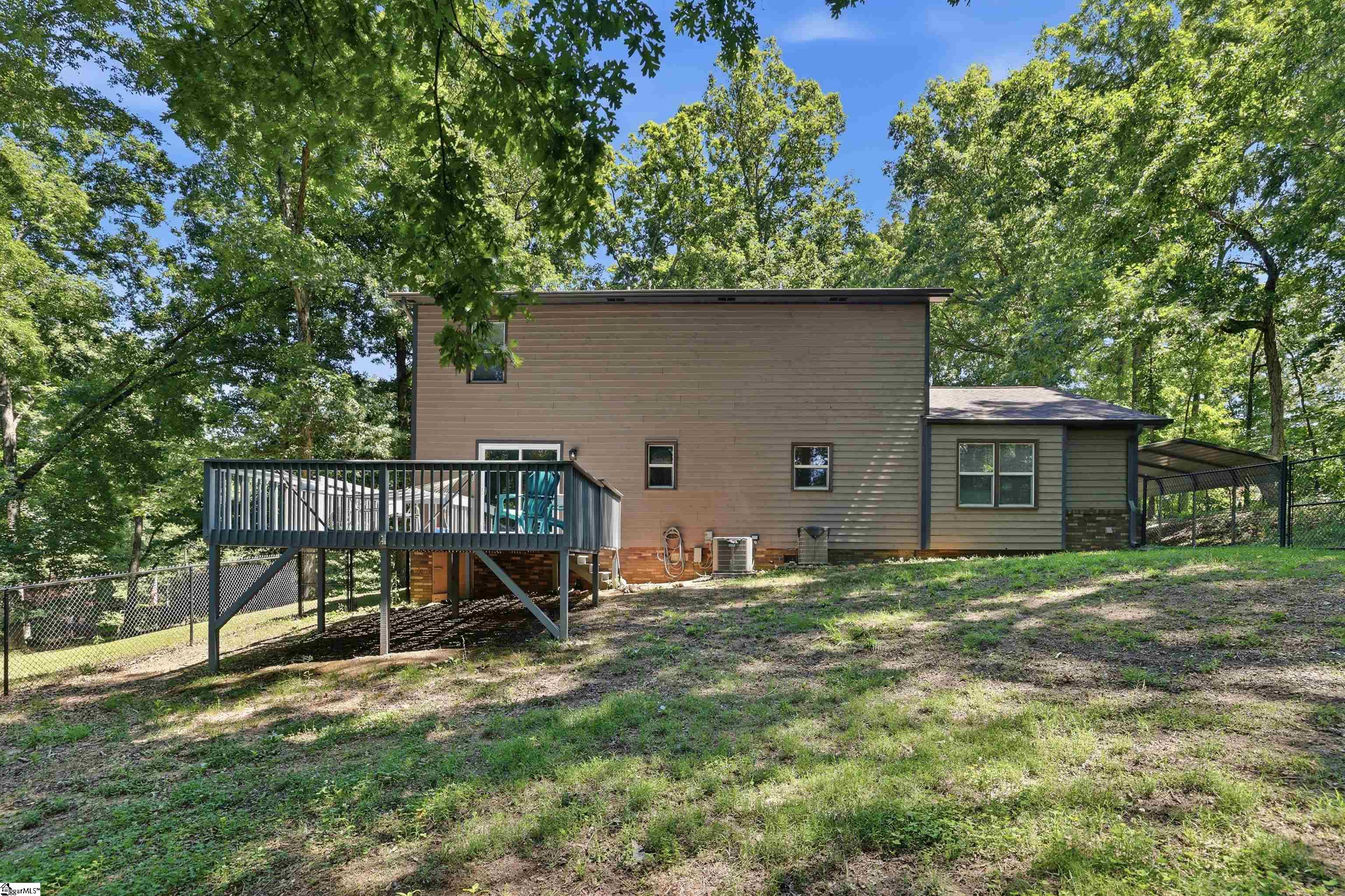 127 Robinwood Lane Pelzer, SC 29669