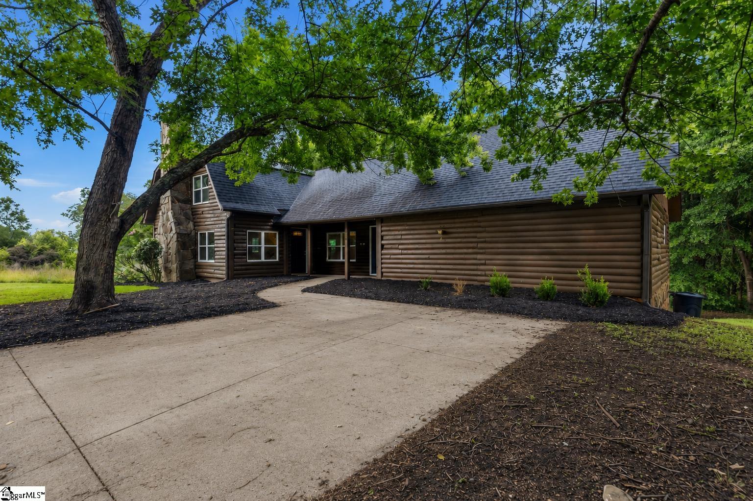 398 Parsons Road Fountain Inn, SC 29644
