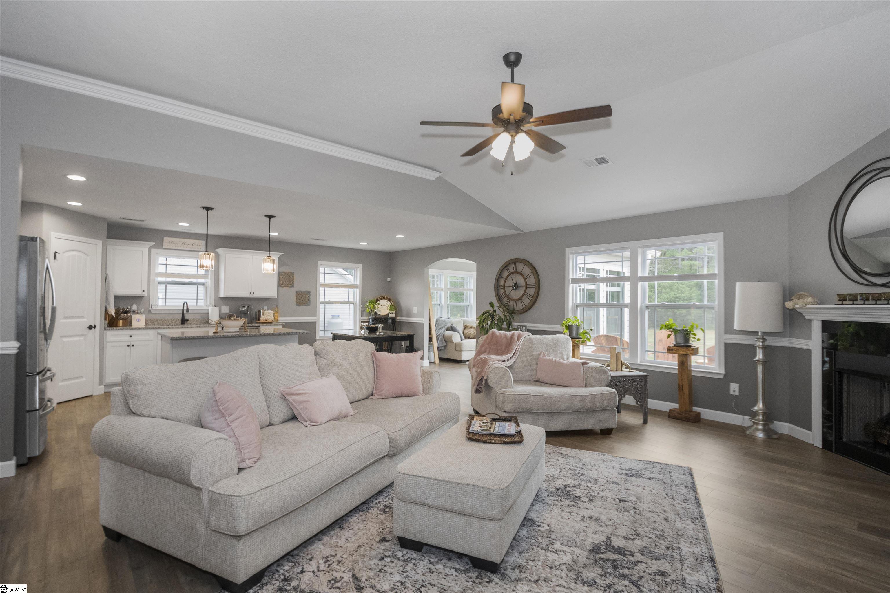 128 Double Creek Drive Gaffney, SC 29341