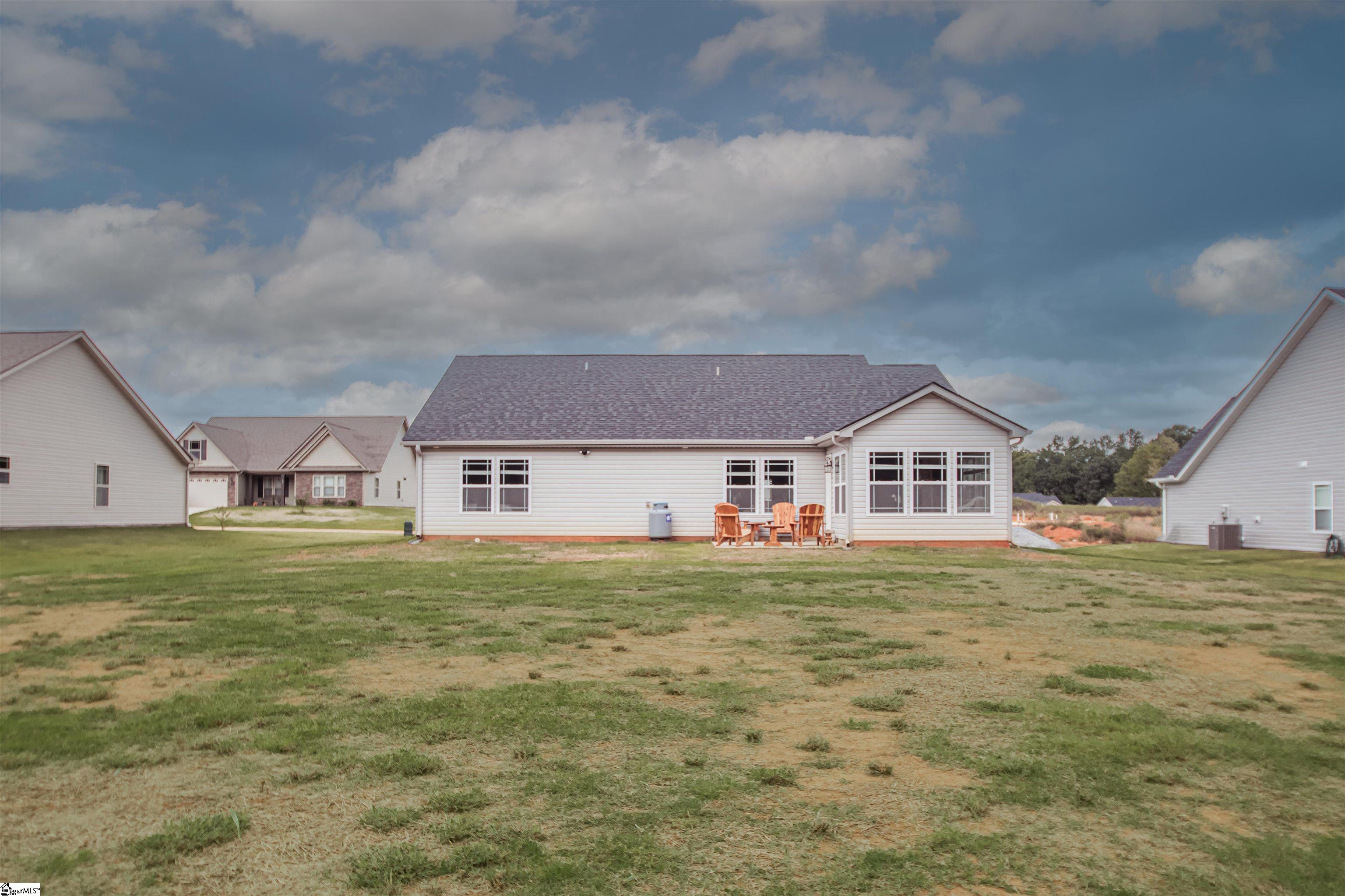 128 Double Creek Drive Gaffney, SC 29341