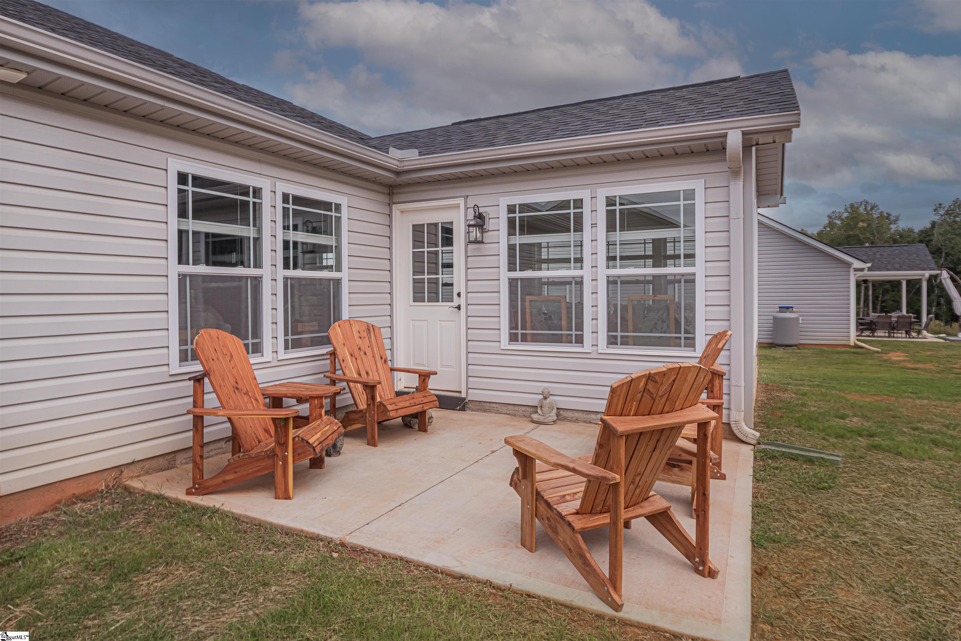 128 Double Creek Drive Gaffney, SC 29341