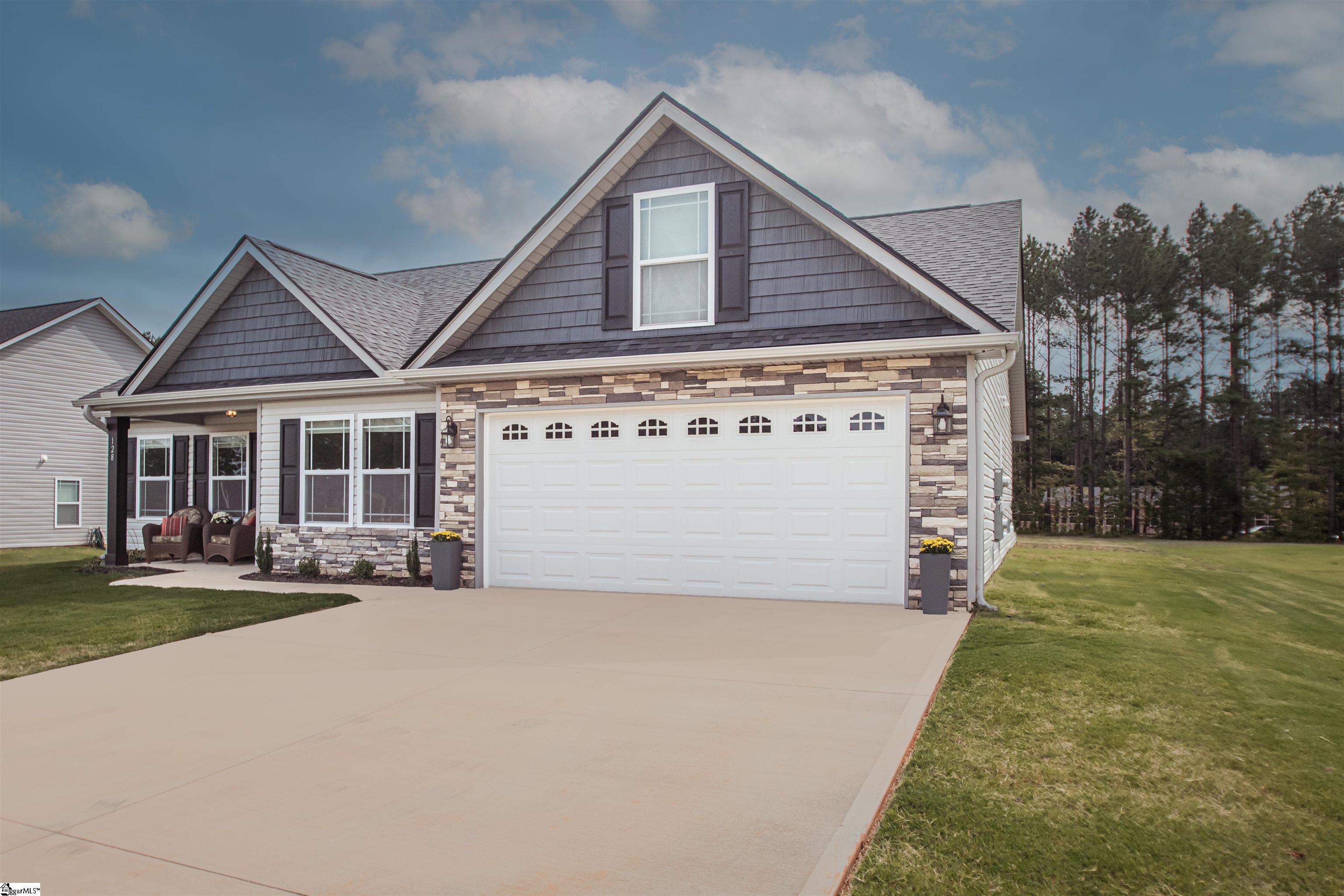 128 Double Creek Drive Gaffney, SC 29341