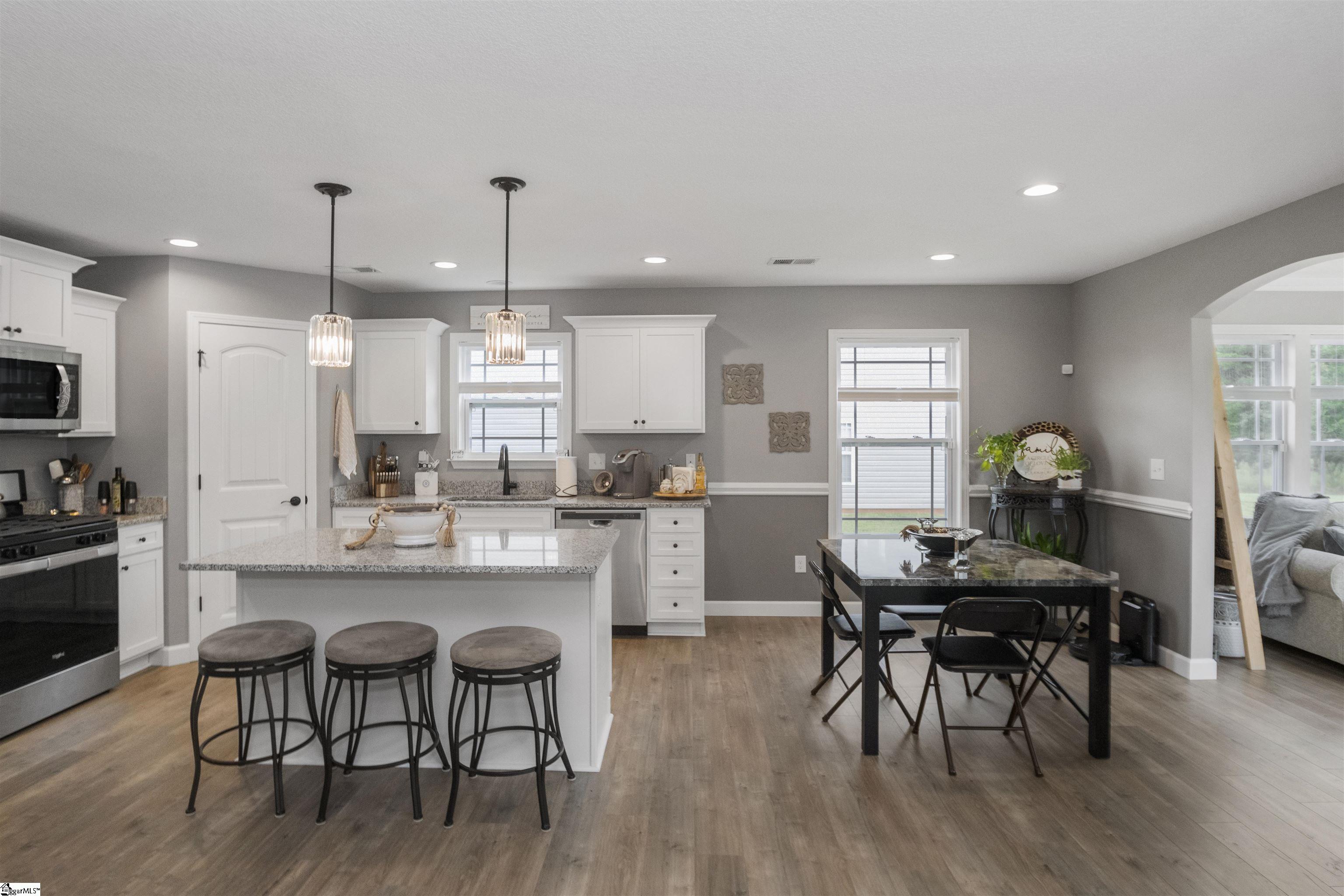128 Double Creek Drive Gaffney, SC 29341