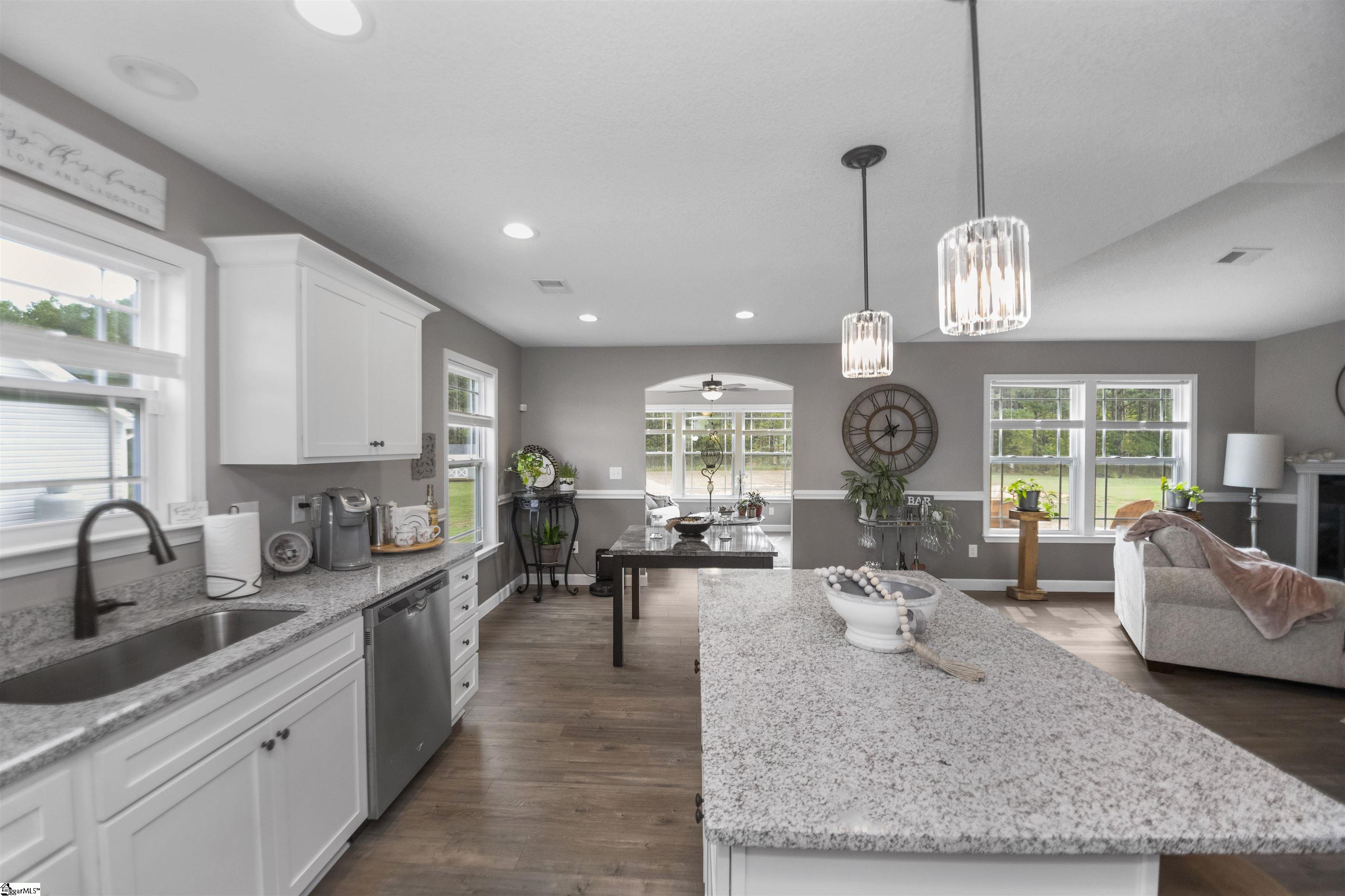 128 Double Creek Drive Gaffney, SC 29341