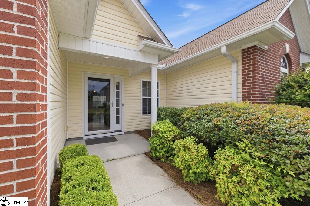 105 Eagles View Court Easley, SC 29642