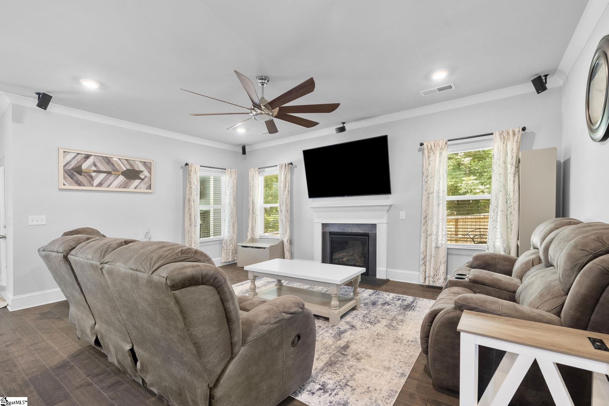 6 Pine Knott Drive Pelzer, SC 29669-9418