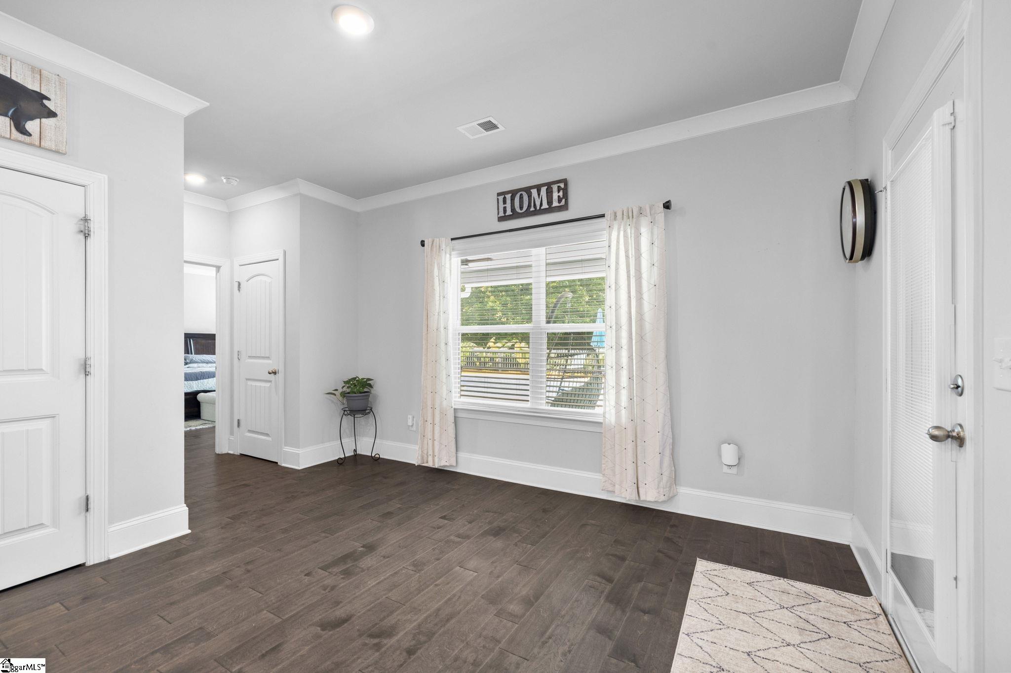 6 Pine Knott Drive Pelzer, SC 29669-9418