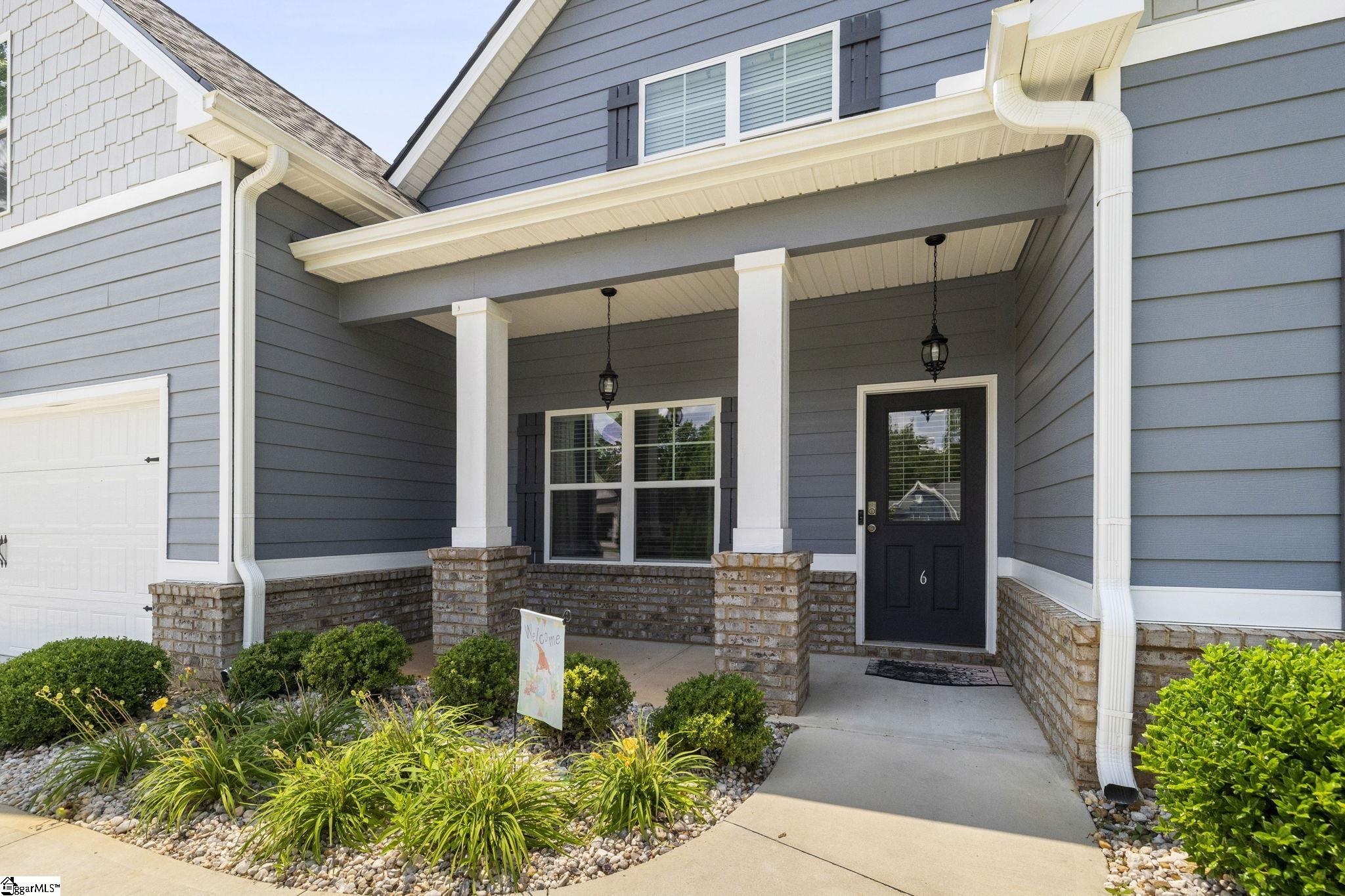 6 Pine Knott Drive Pelzer, SC 29669-9418