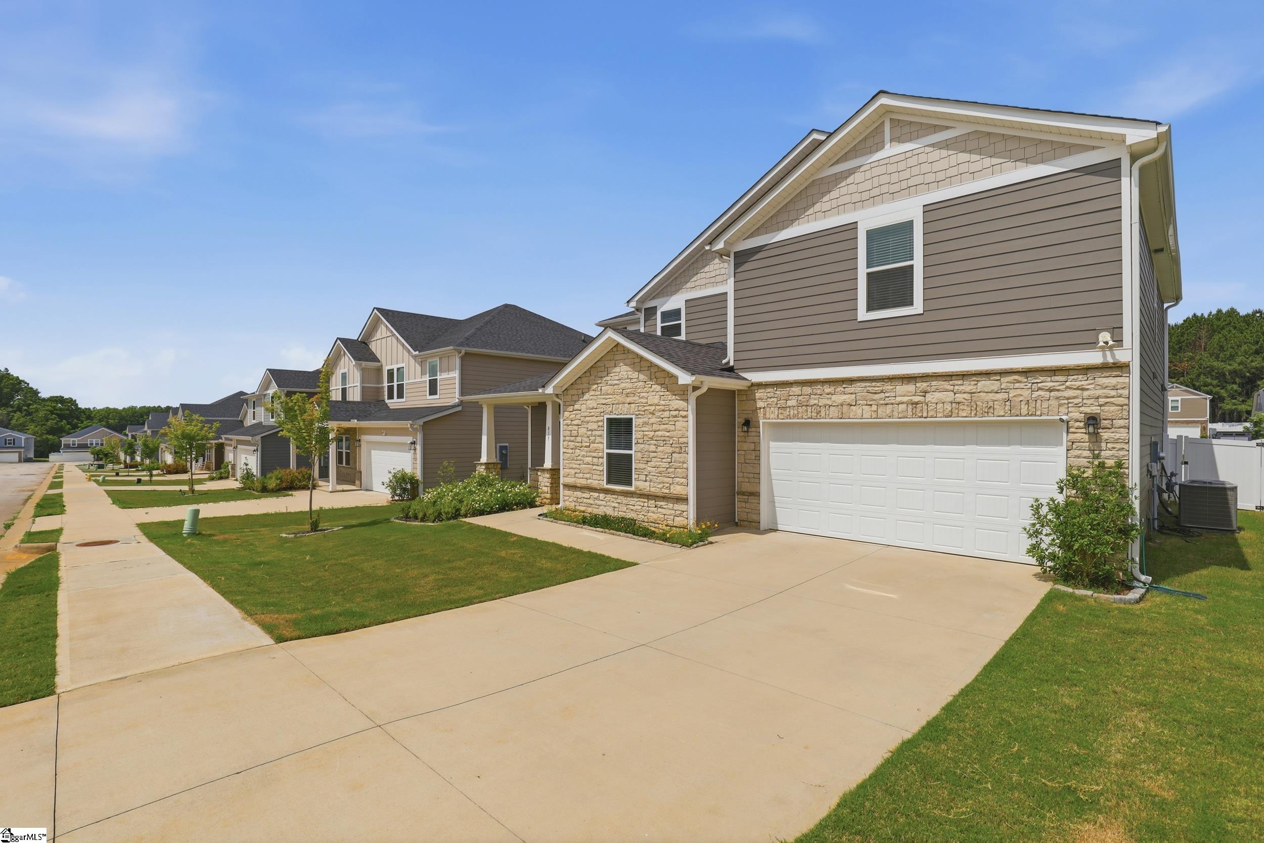 817 Elgon Walk Drive Fountain Inn, SC 29644
