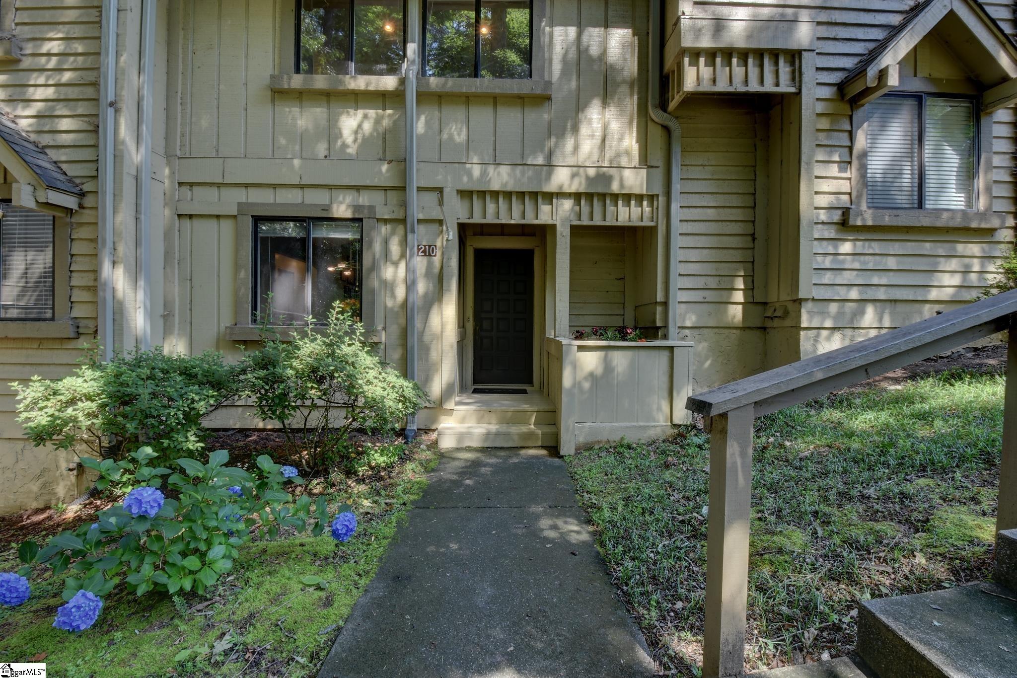 210 Harbor Cove Drive Salem, SC 29676