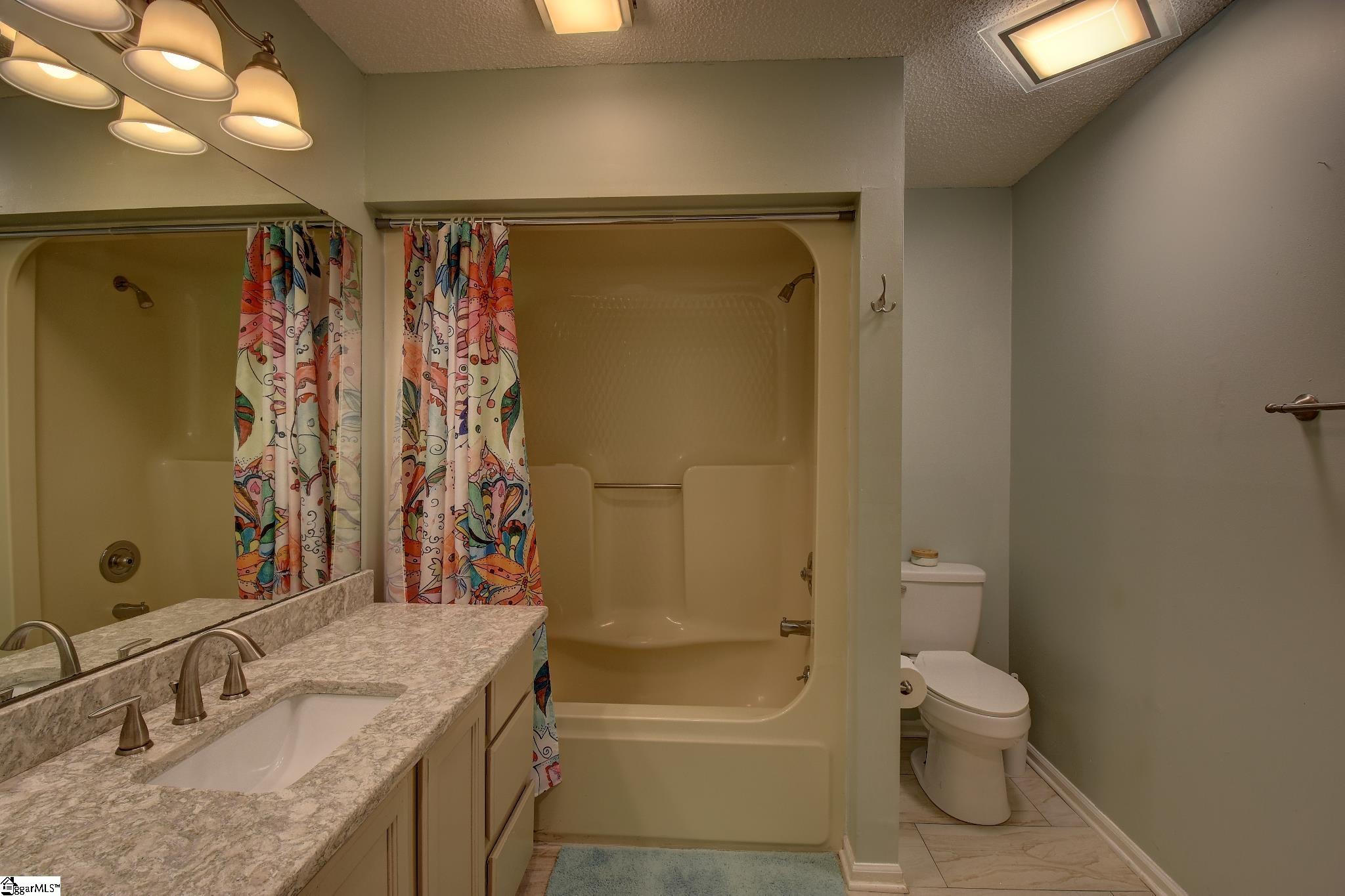 210 Harbor Cove Drive Salem, SC 29676