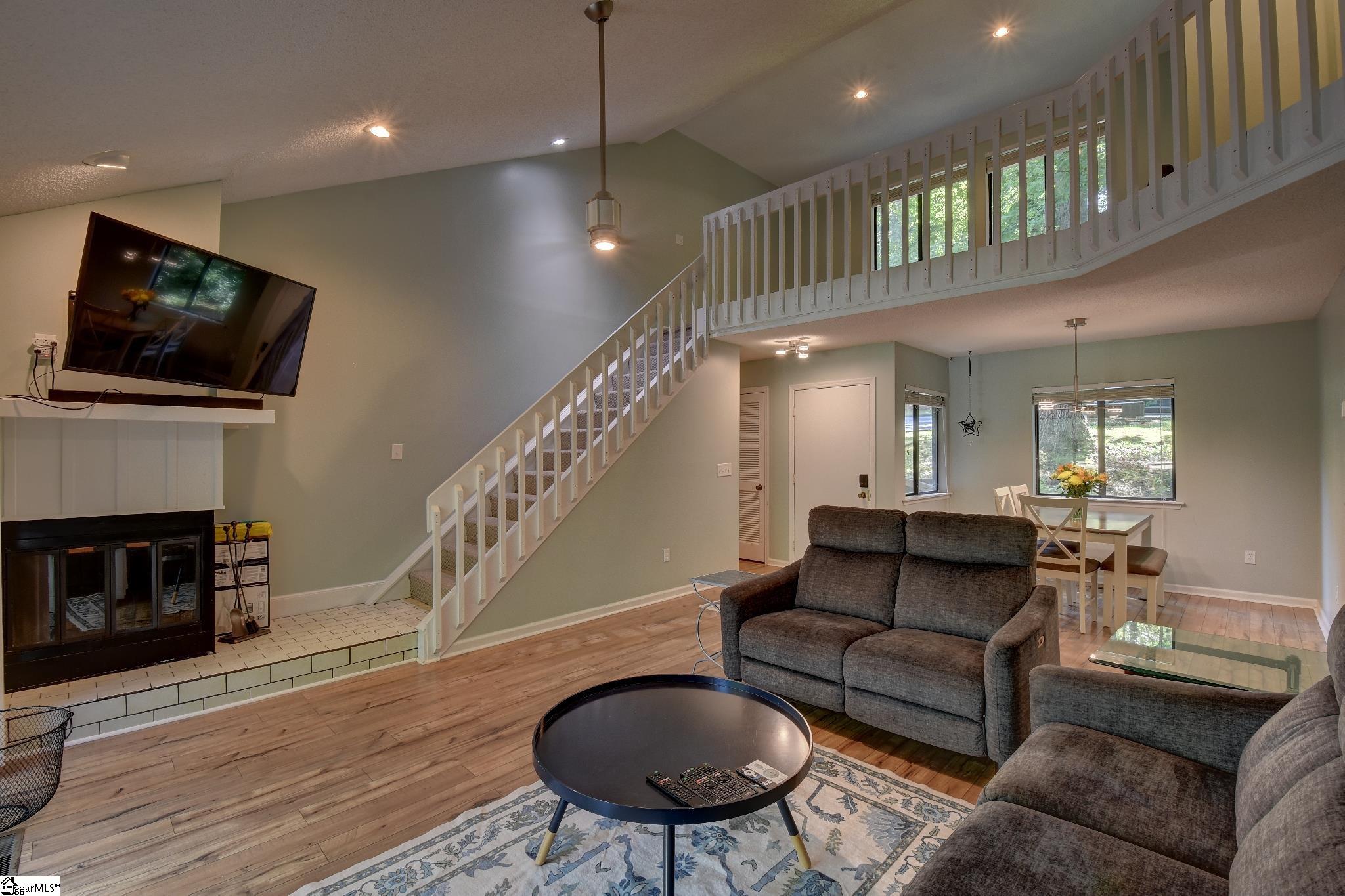 210 Harbor Cove Drive Salem, SC 29676