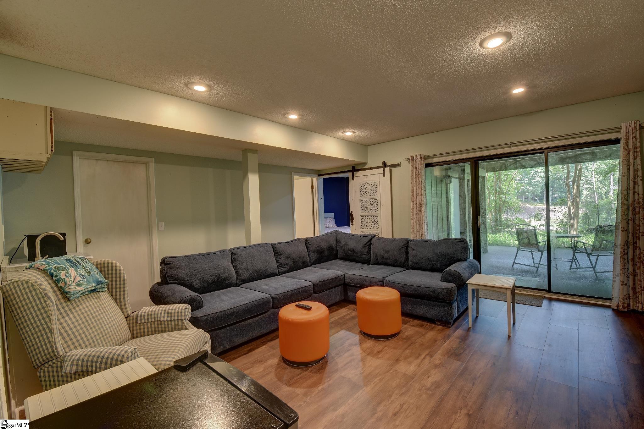 210 Harbor Cove Drive Salem, SC 29676
