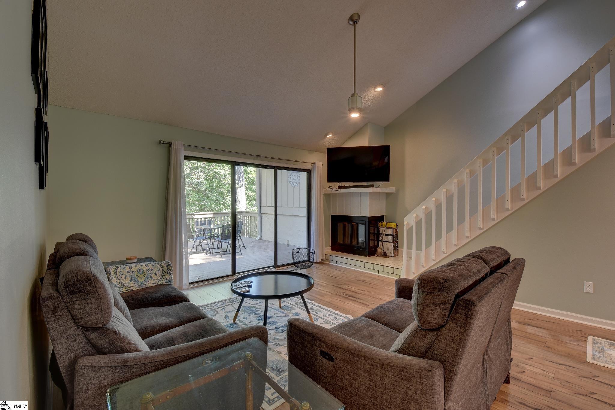 210 Harbor Cove Drive Salem, SC 29676