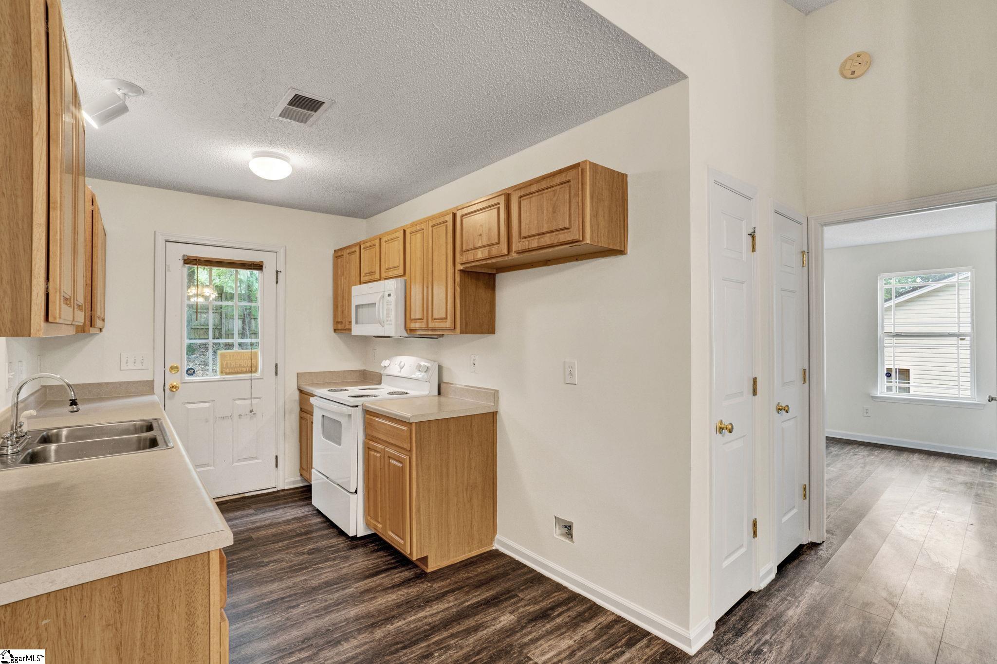 309 Wilmont Street Spartanburg, SC 29306