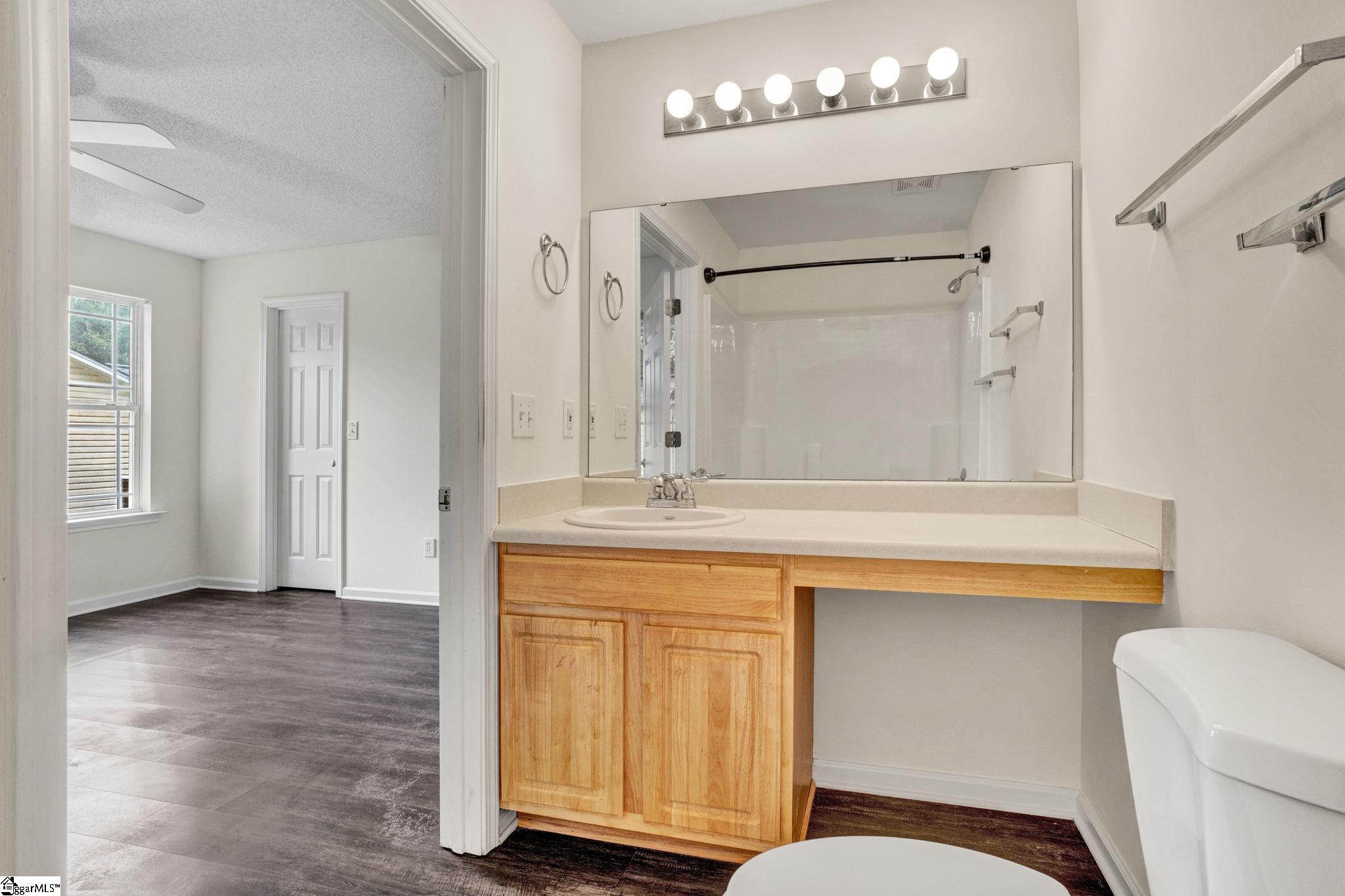309 Wilmont Street Spartanburg, SC 29306