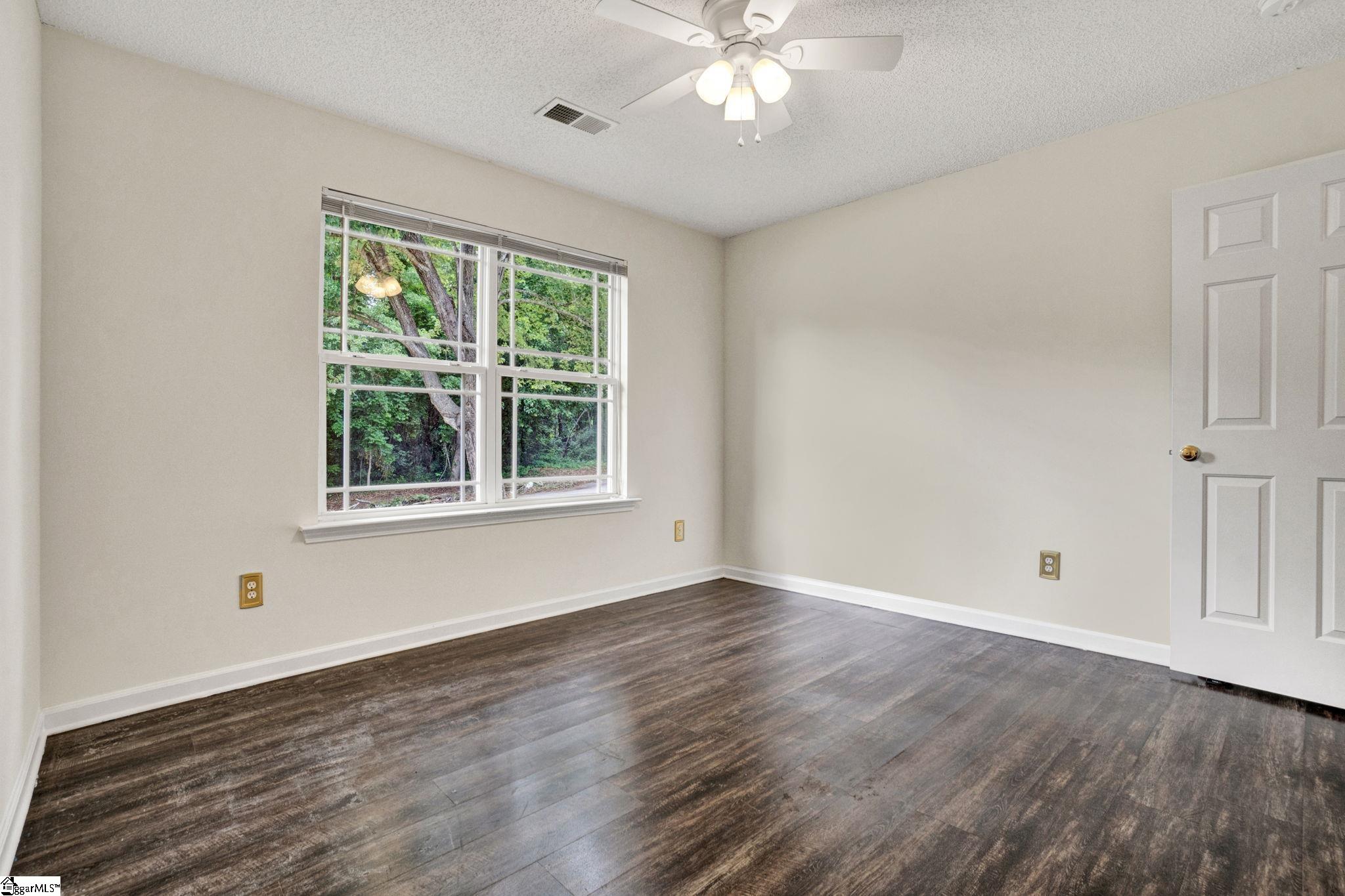 309 Wilmont Street Spartanburg, SC 29306