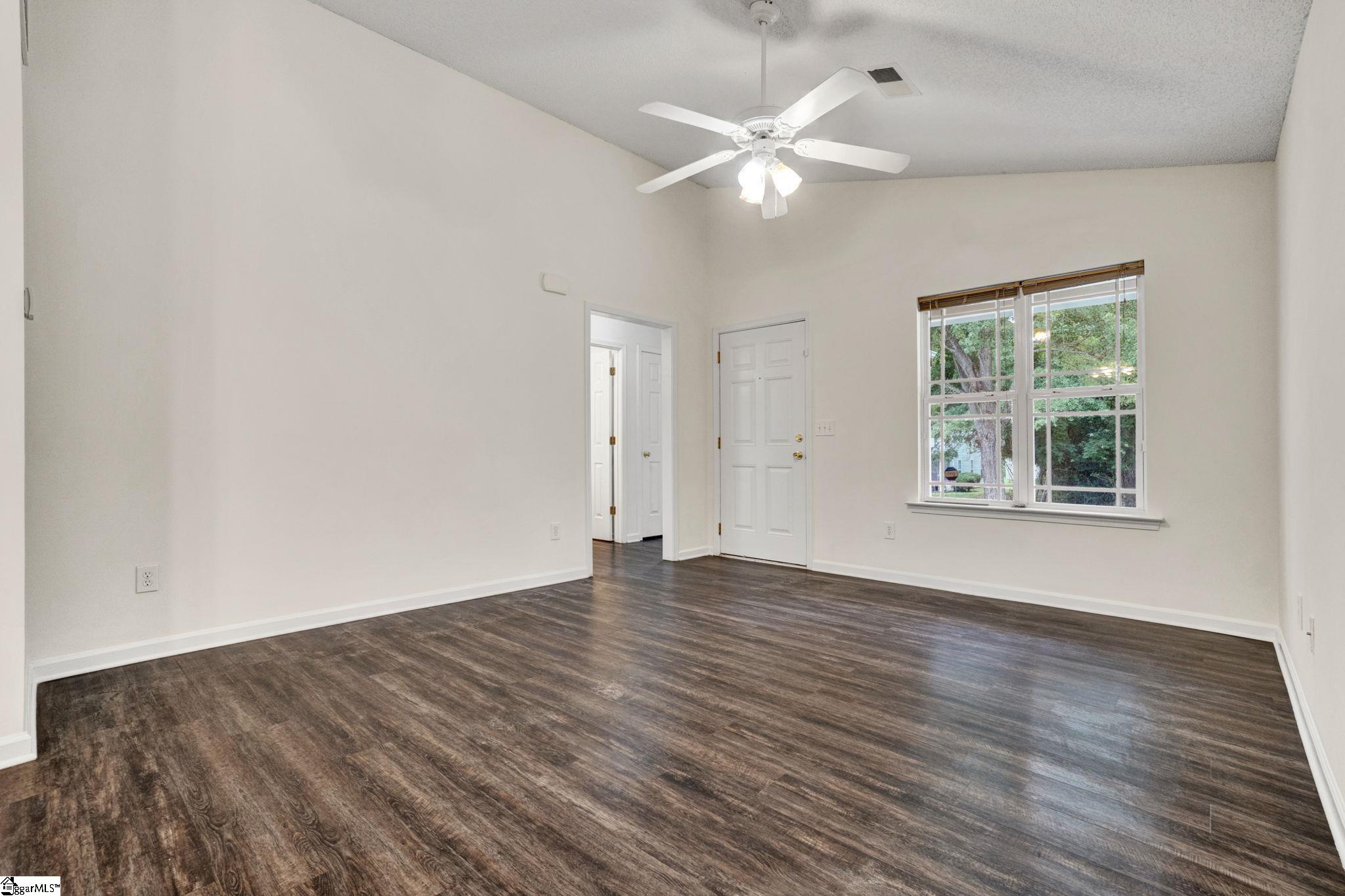 309 Wilmont Street Spartanburg, SC 29306