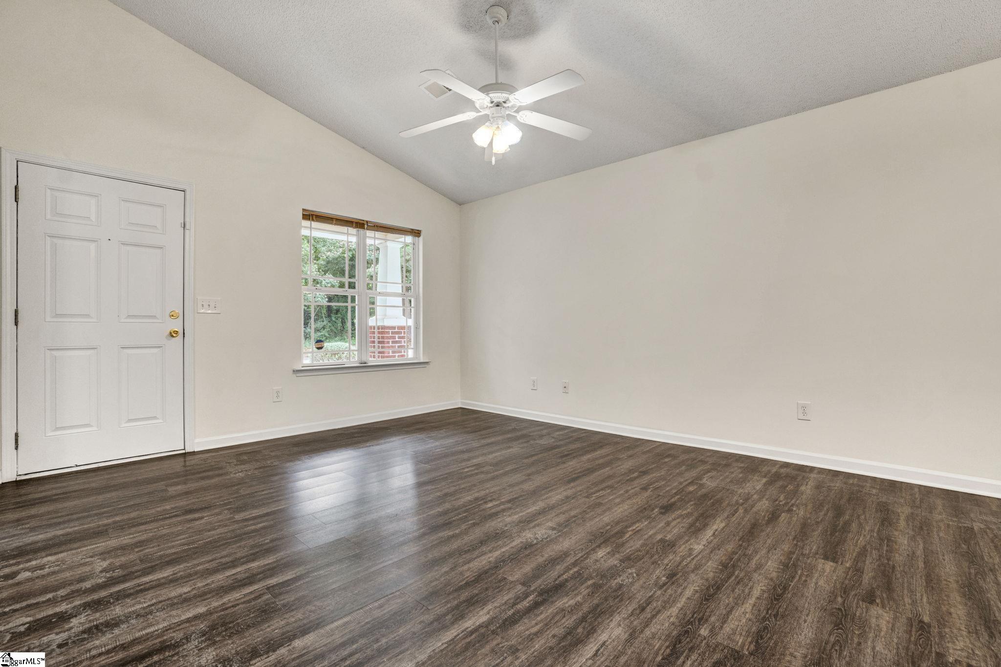309 Wilmont Street Spartanburg, SC 29306
