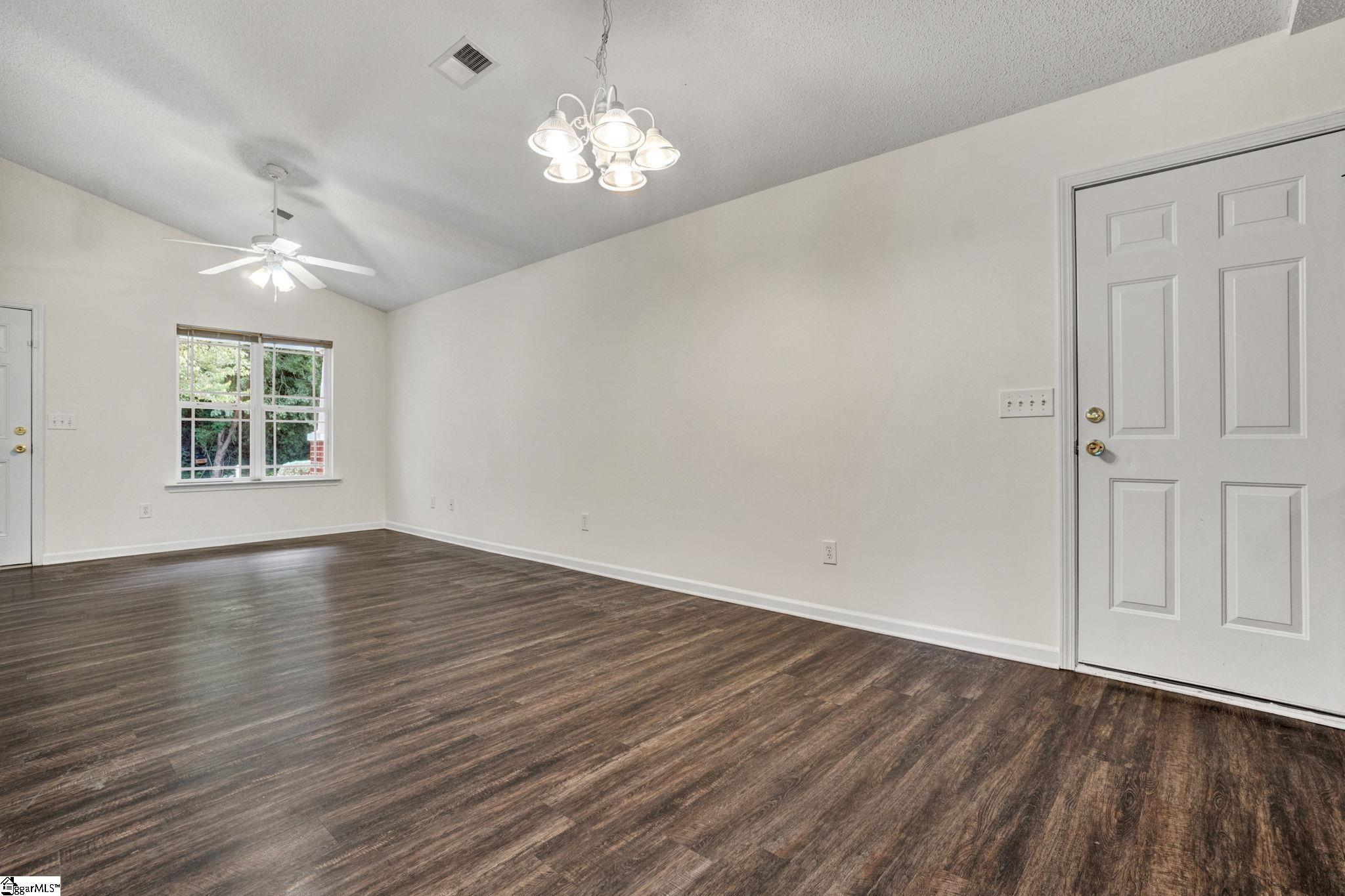 309 Wilmont Street Spartanburg, SC 29306