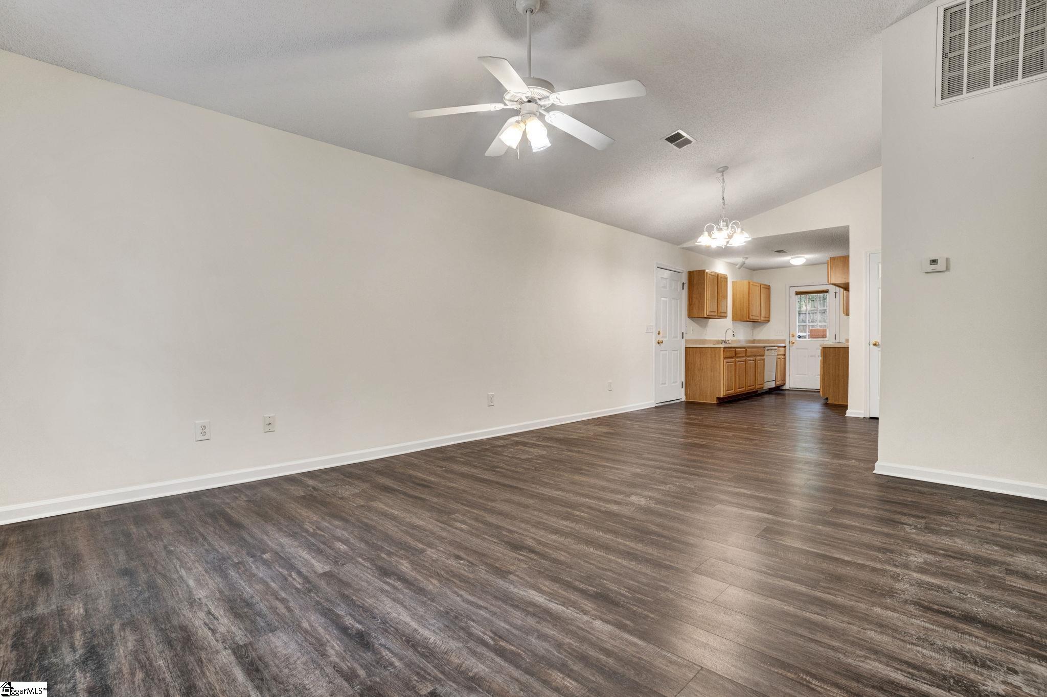 309 Wilmont Street Spartanburg, SC 29306