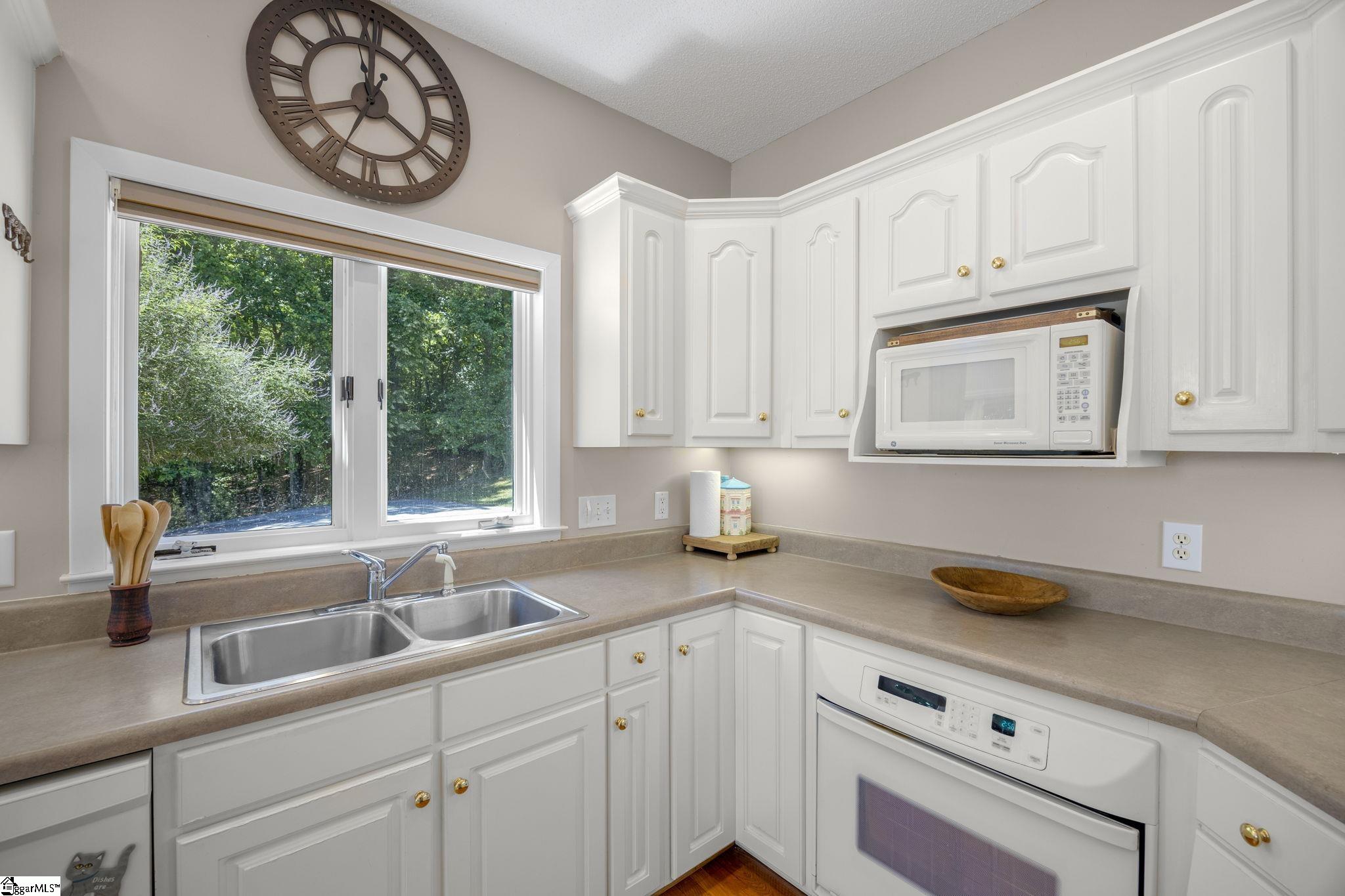 119 Anthony Road Pickens, SC 29671