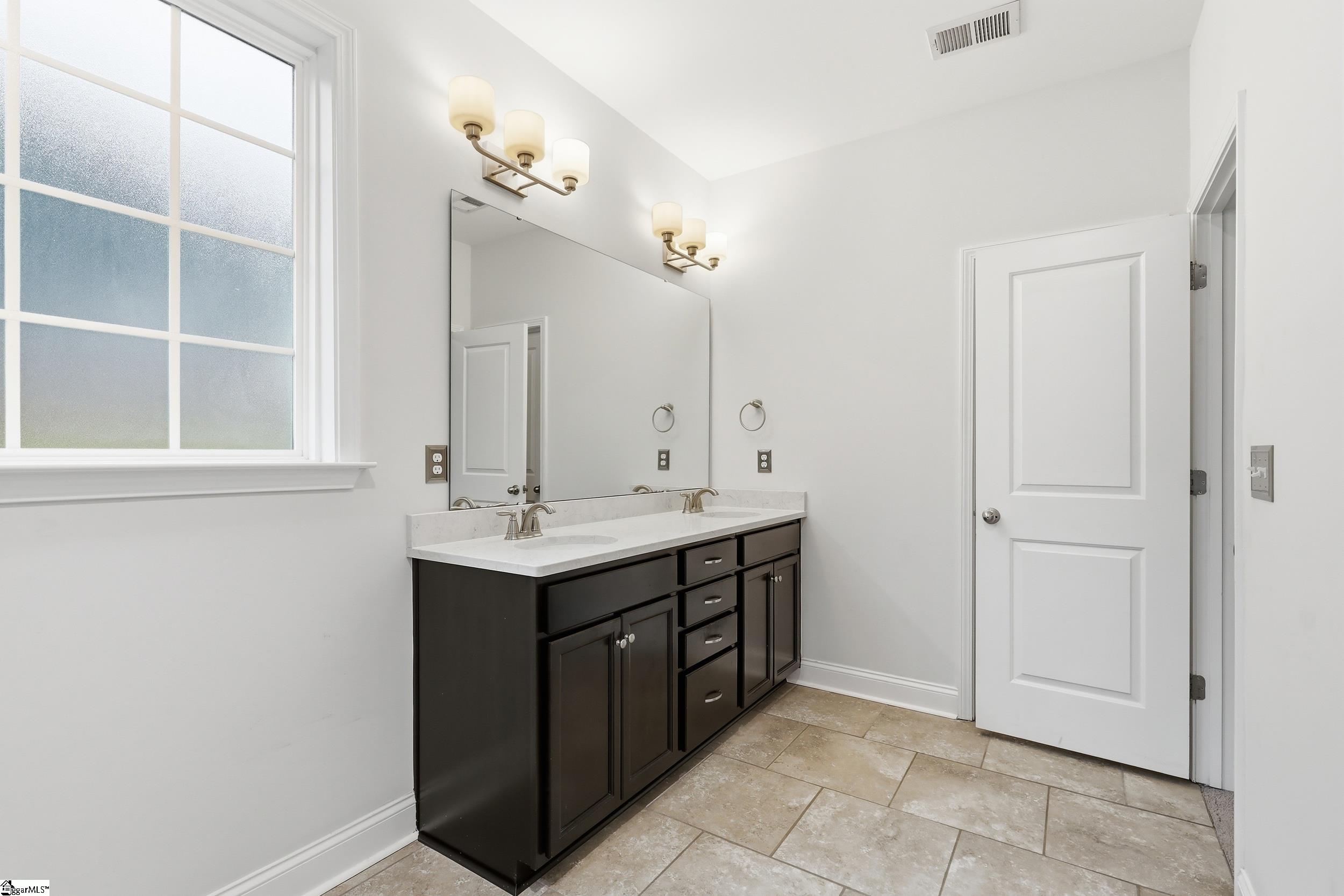 407 Sage Glen Place Piedmont, SC 29673