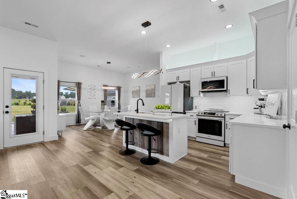223 R C Thompson Road Chesnee, SC 29323