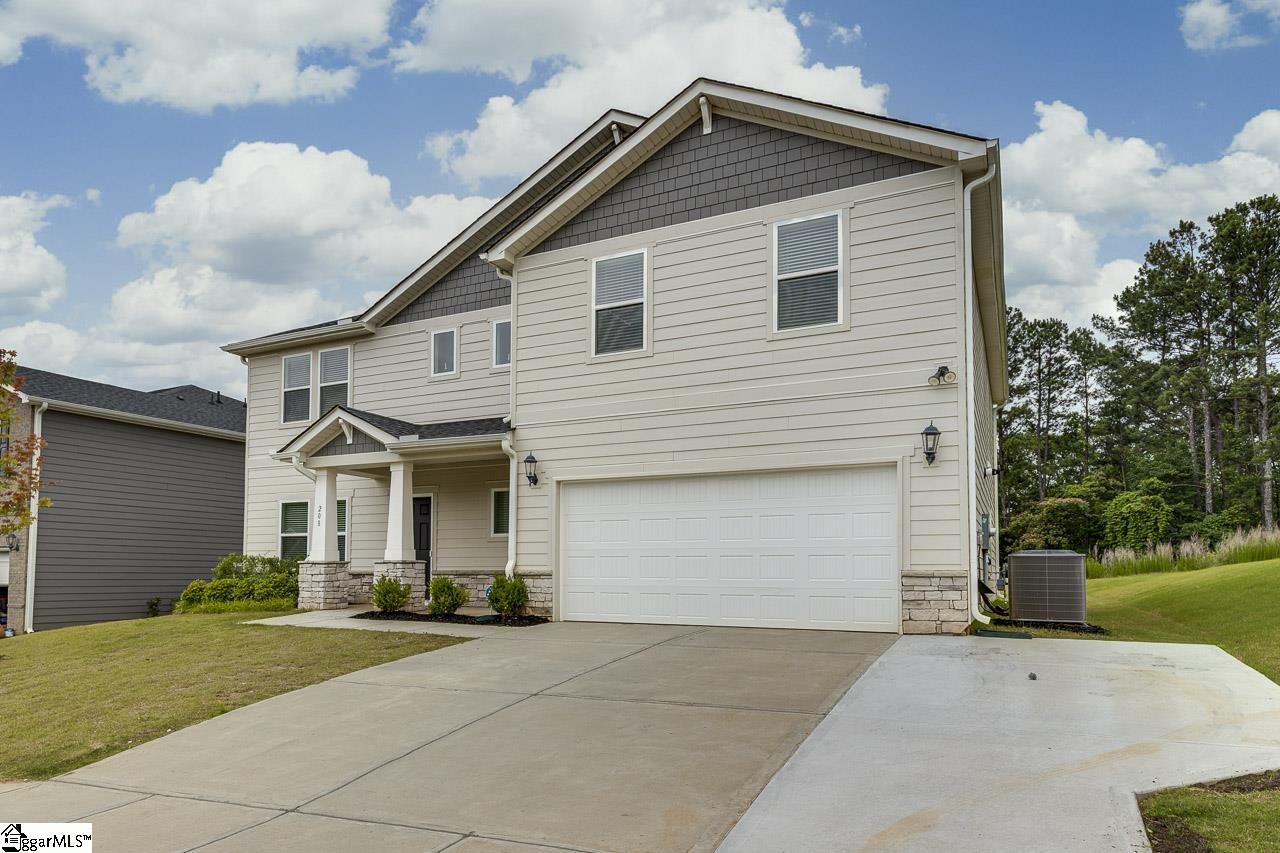 208 Roderick Lane Greenville, SC 29605
