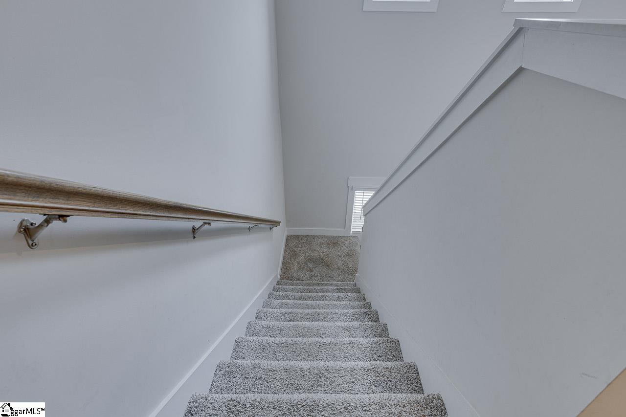 208 Roderick Lane Greenville, SC 29605