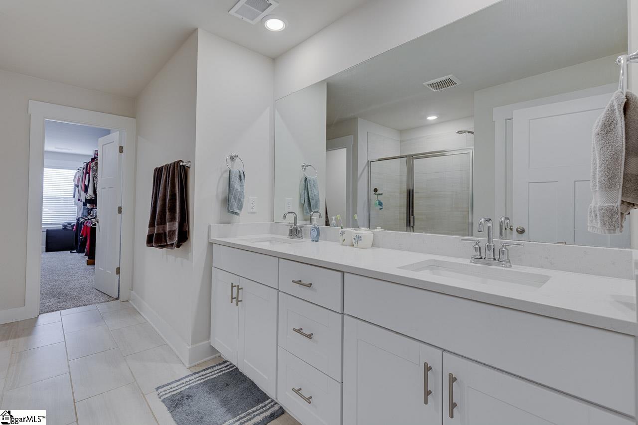 208 Roderick Lane Greenville, SC 29605