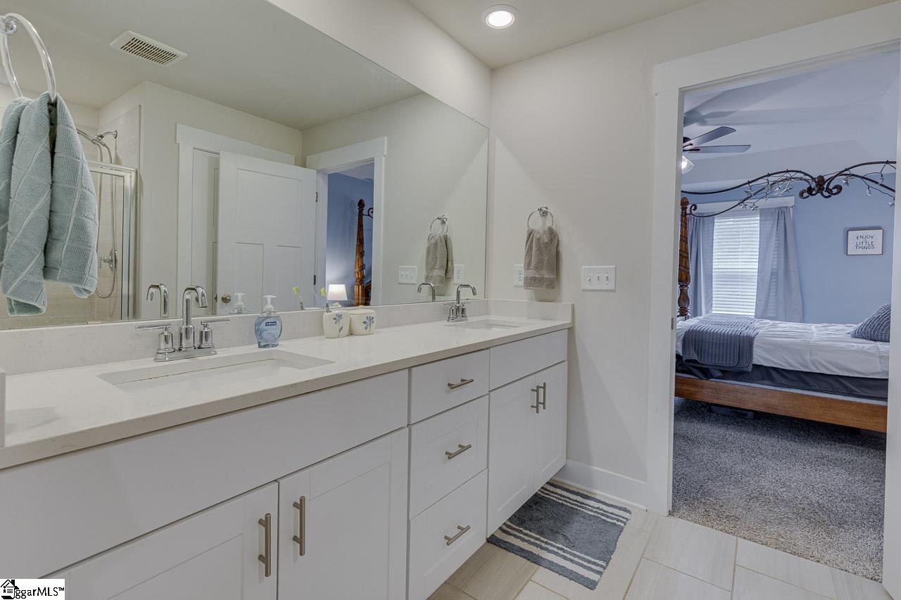 208 Roderick Lane Greenville, SC 29605