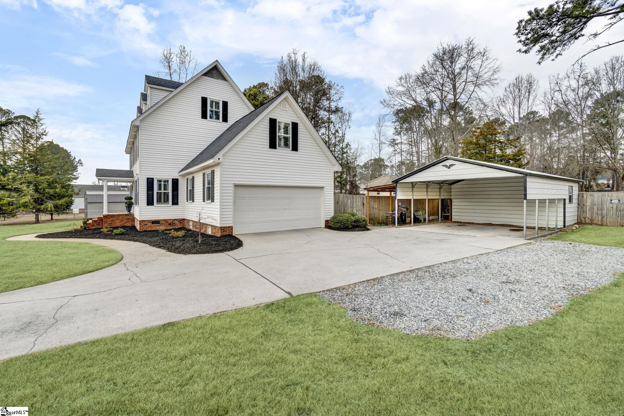 66 Cain Road Laurens, SC 29360