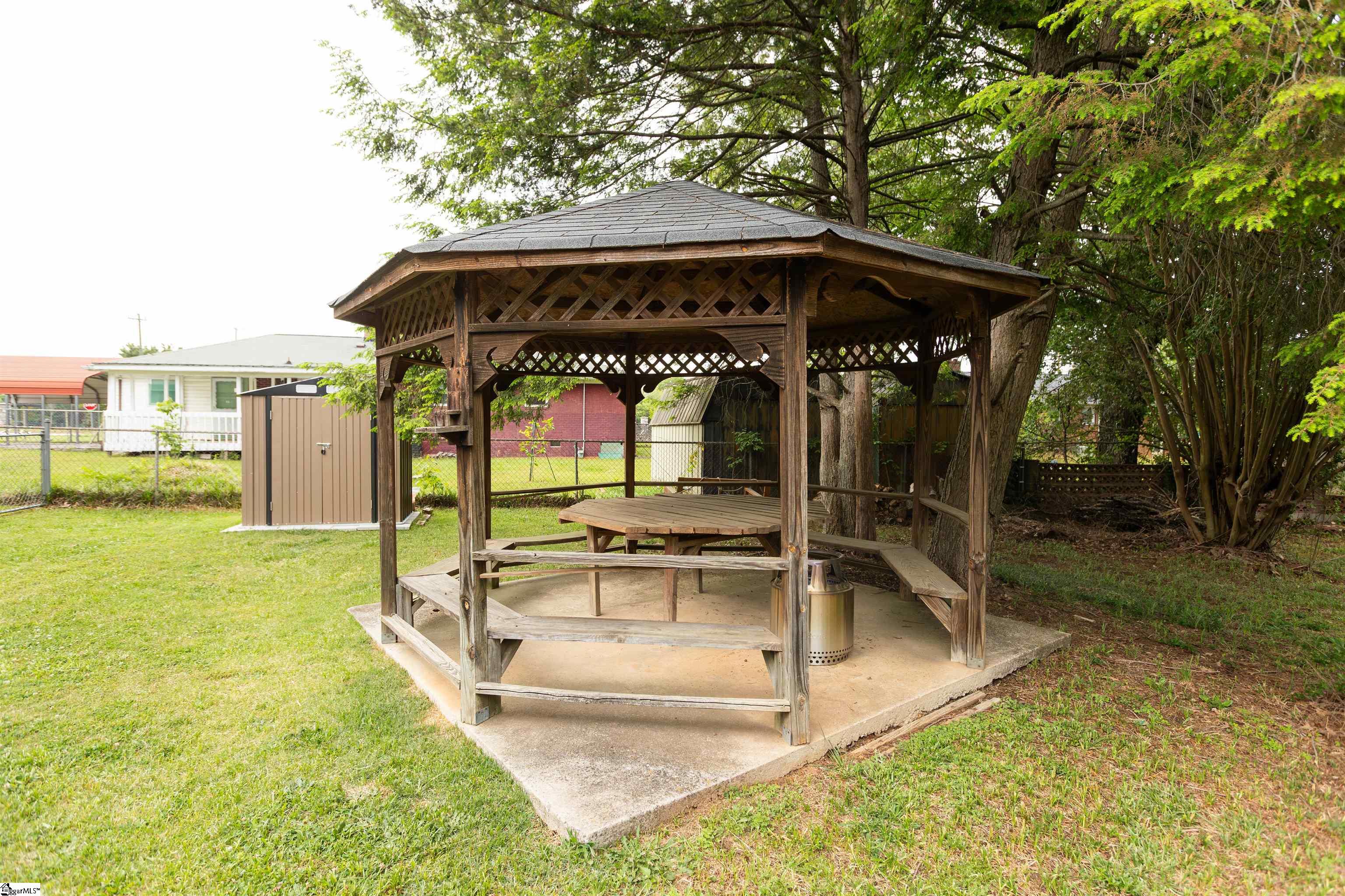 1 Oakdale Drive Greenville, SC 29617