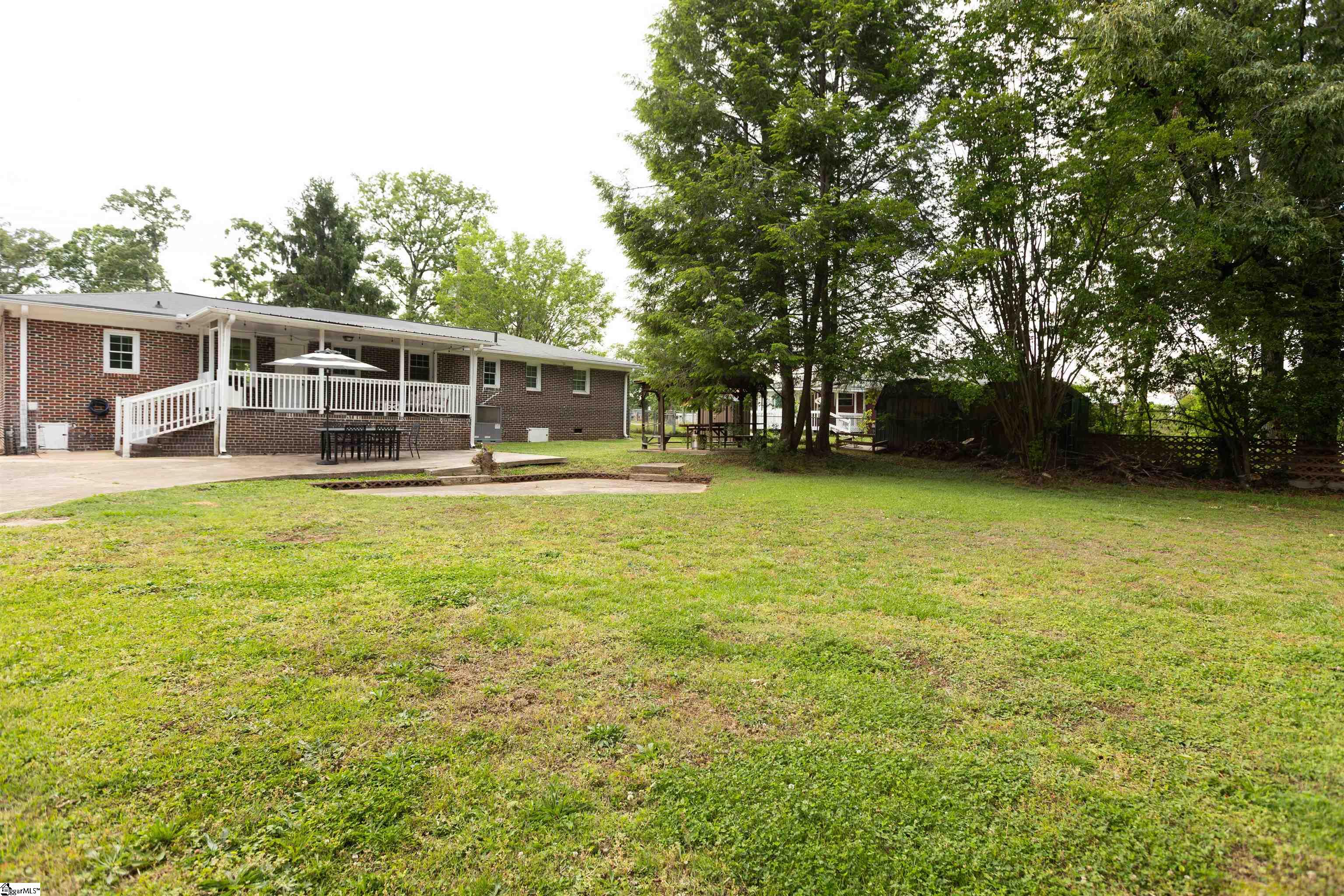 1 Oakdale Drive Greenville, SC 29617