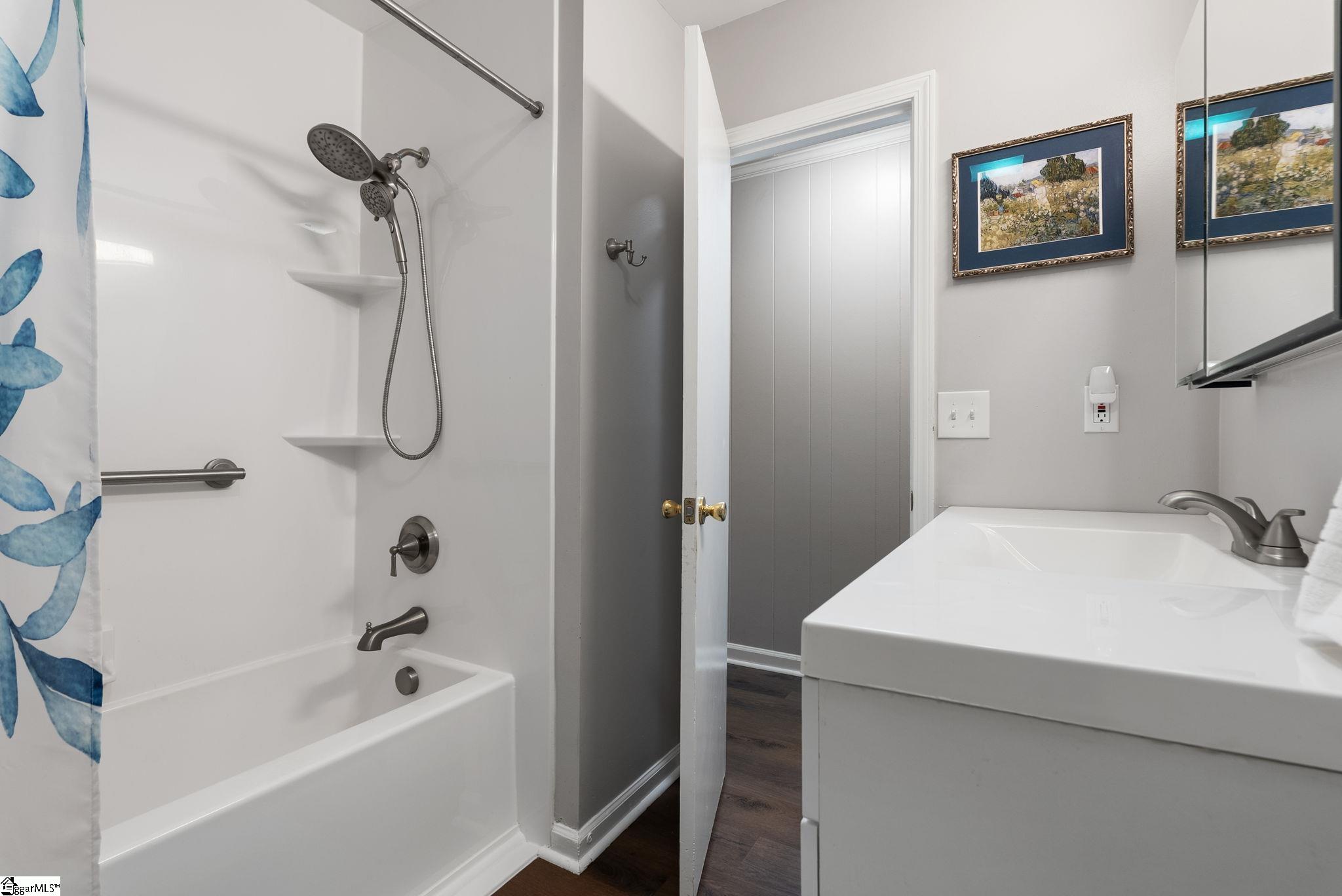 204 Rainbow Drive Greenville, SC 29617