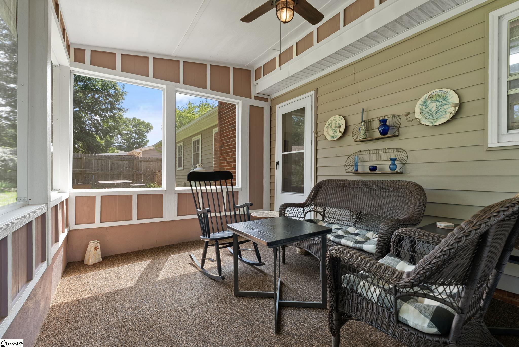 204 Rainbow Drive Greenville, SC 29617