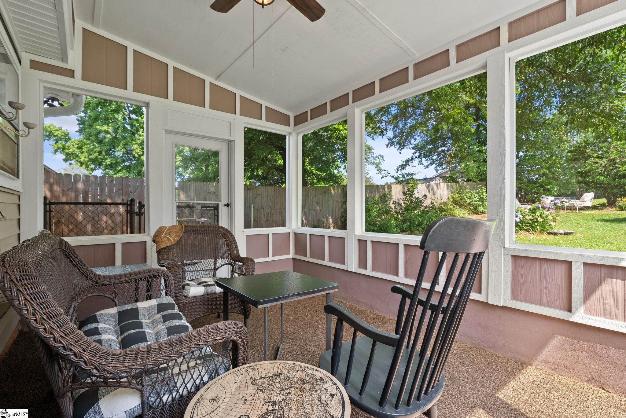 204 Rainbow Drive Greenville, SC 29617