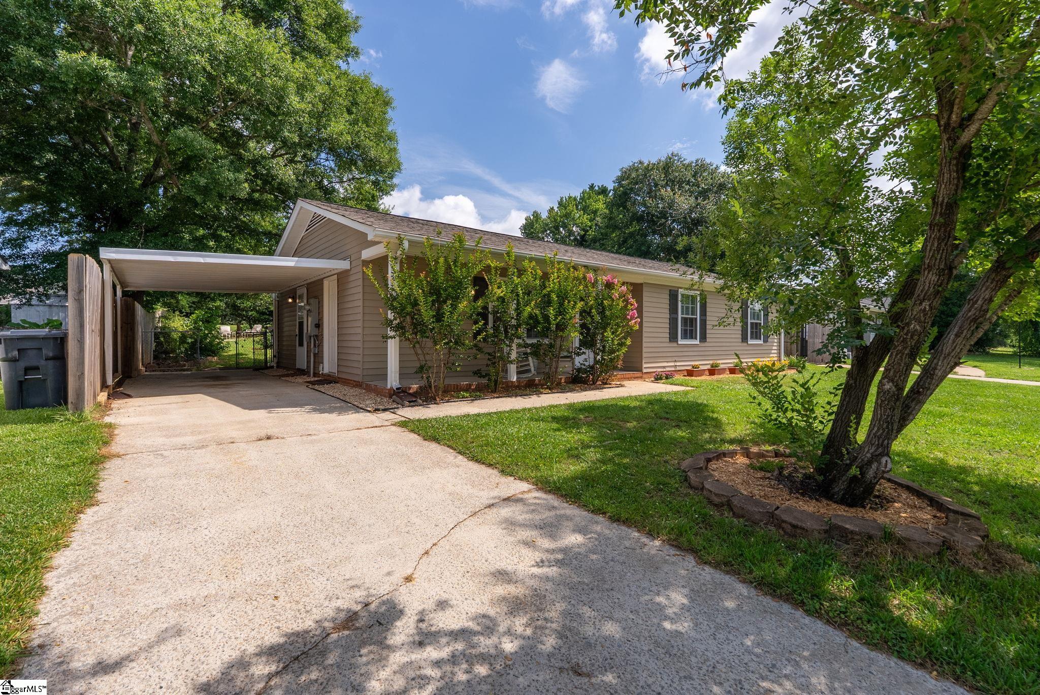 204 Rainbow Drive Greenville, SC 29617