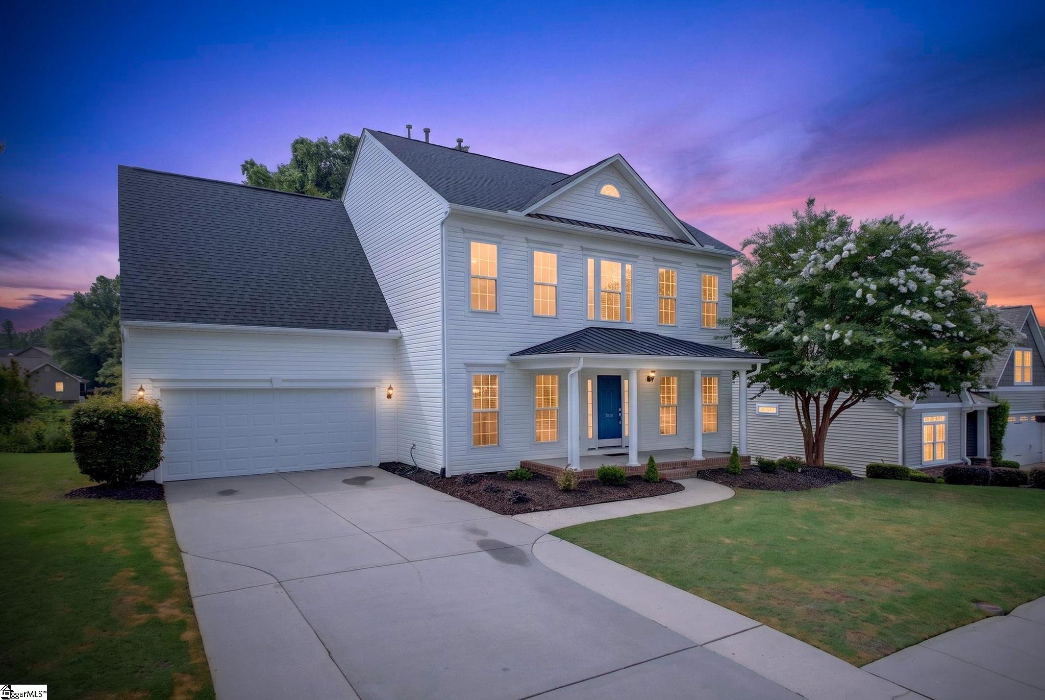 Photo 1 of Single family home for sale at 215 Brenleigh Ct, Simpsonville, SC 29680 | MLS# 1594564 | Listing updated on 2026-09-15