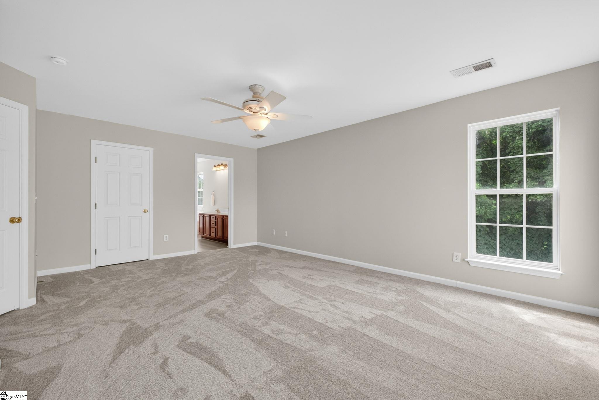 215 Brenleigh Court Simpsonville, SC 29680