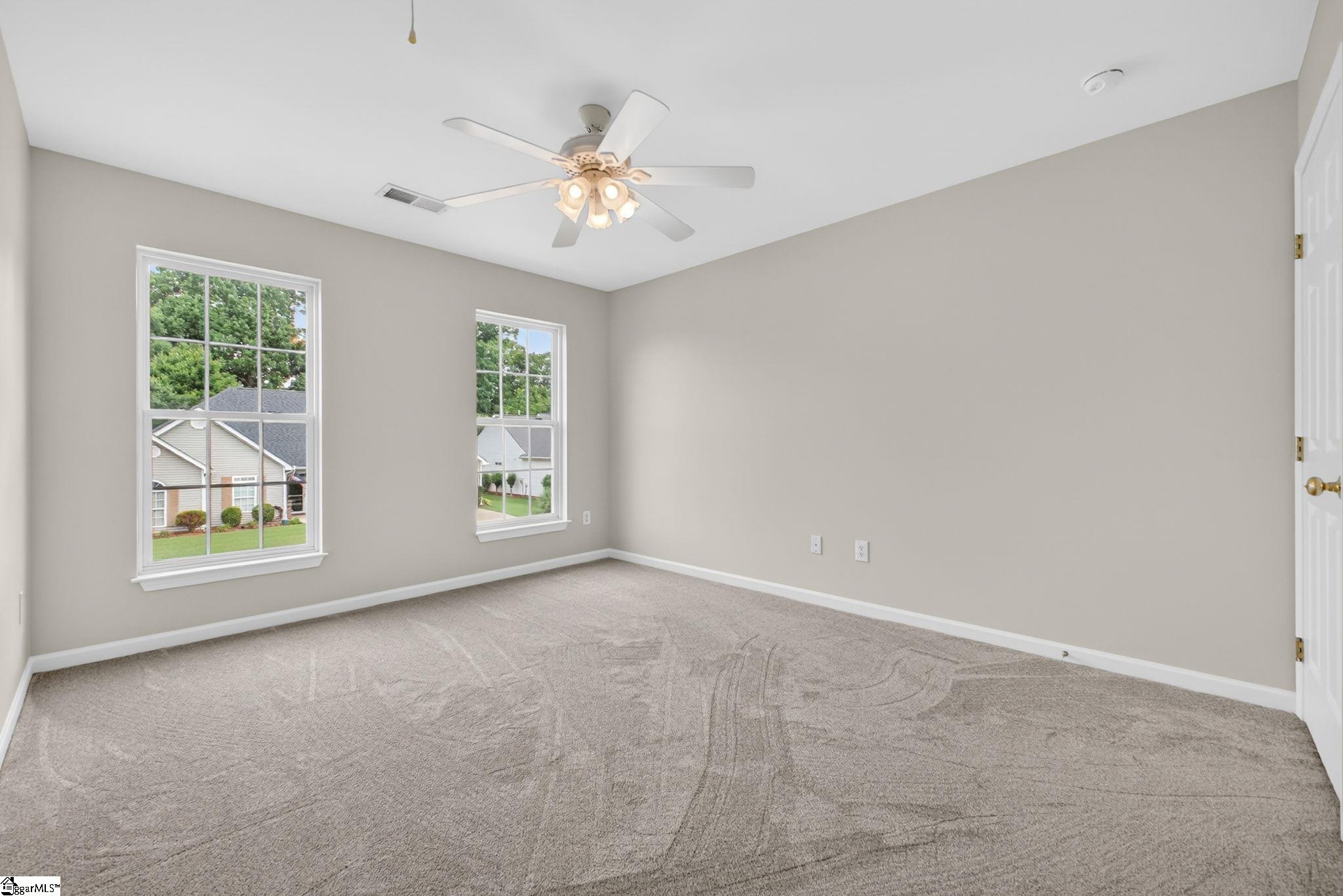 215 Brenleigh Court Simpsonville, SC 29680