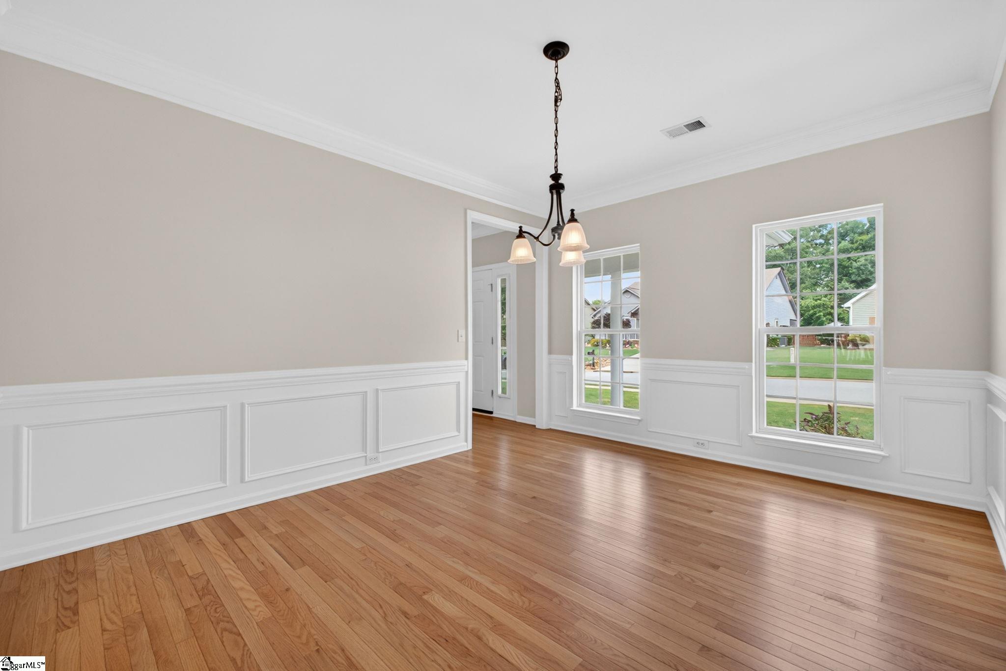 215 Brenleigh Court Simpsonville, SC 29680