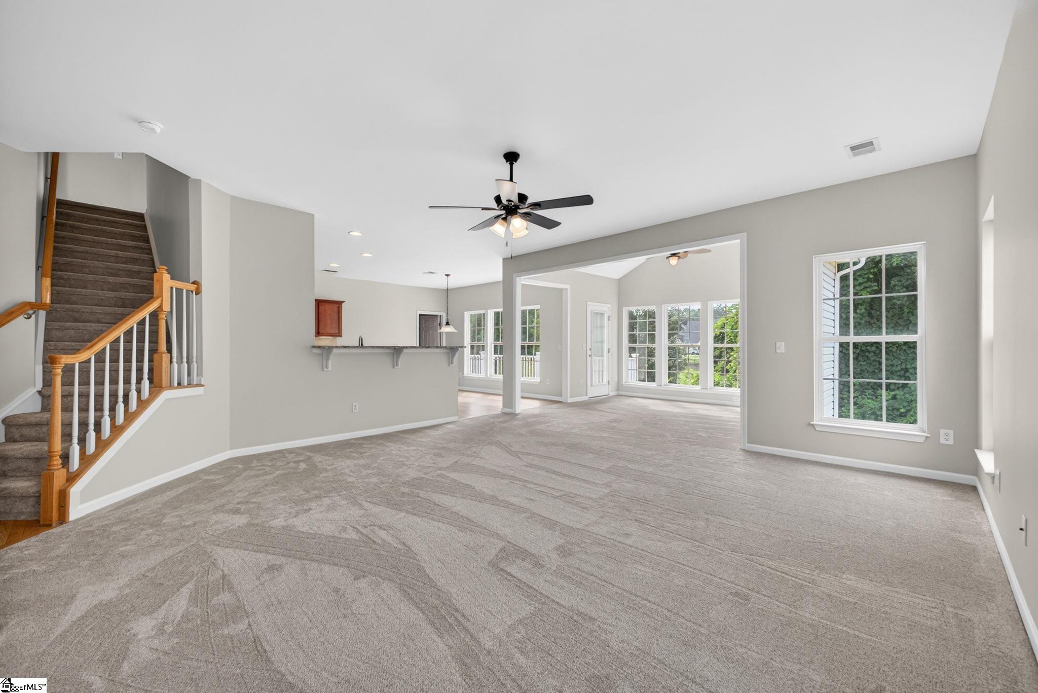 215 Brenleigh Court Simpsonville, SC 29680