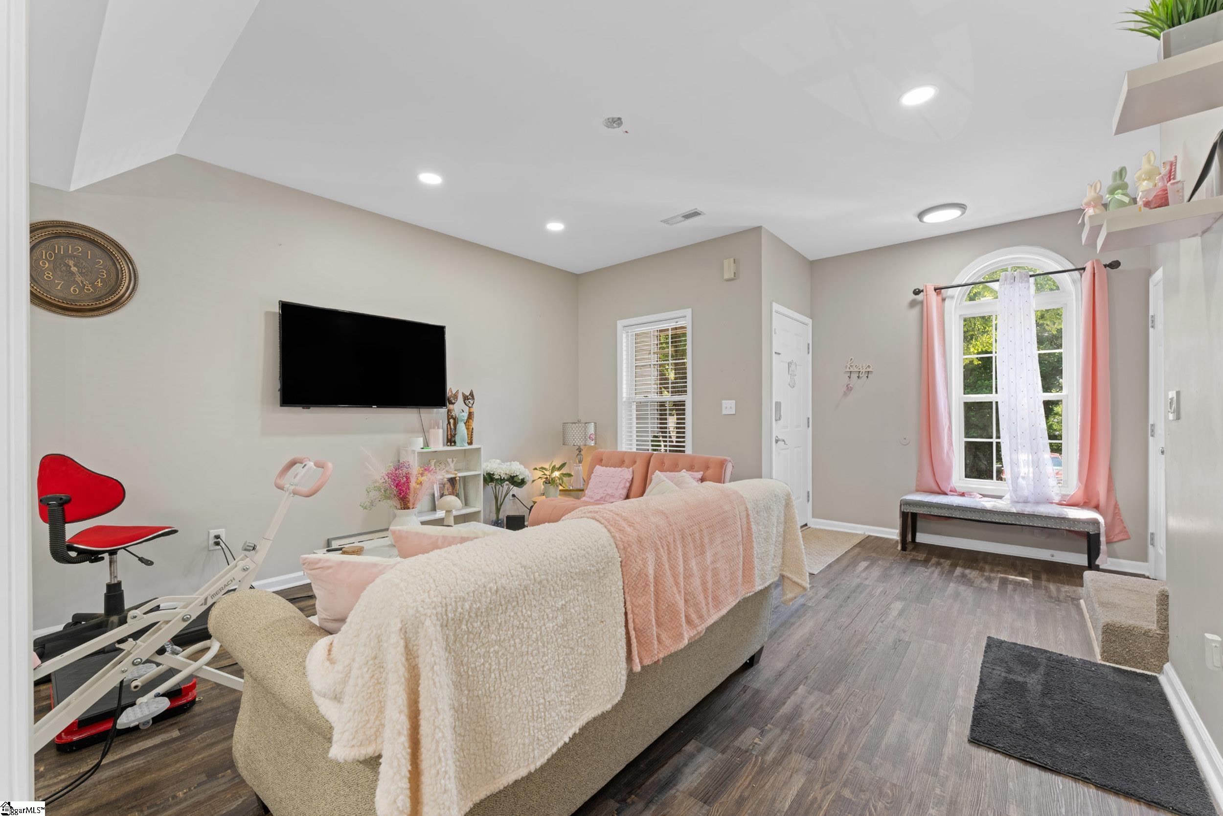 47 Huntress Drive Greer, SC 29651