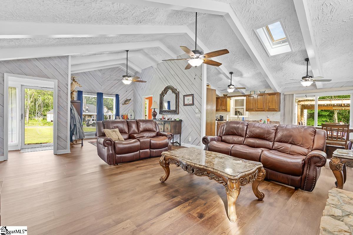 222 Jared Drive Laurens, SC 29360
